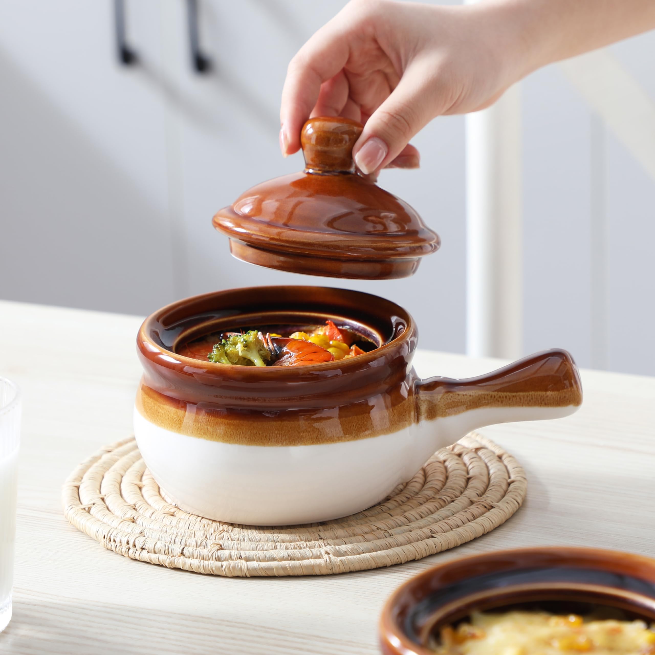 LOVECASA Französische Zwiebel, French Onion Soup Crocks, 4 Stück Steingut Zwiebelsuppe Schalen Set, 480ml Soup Bowls with Handles Soup Bowls with Lids for Soup für Zwiebelsuppe, Eintöpfe, Kasserollen