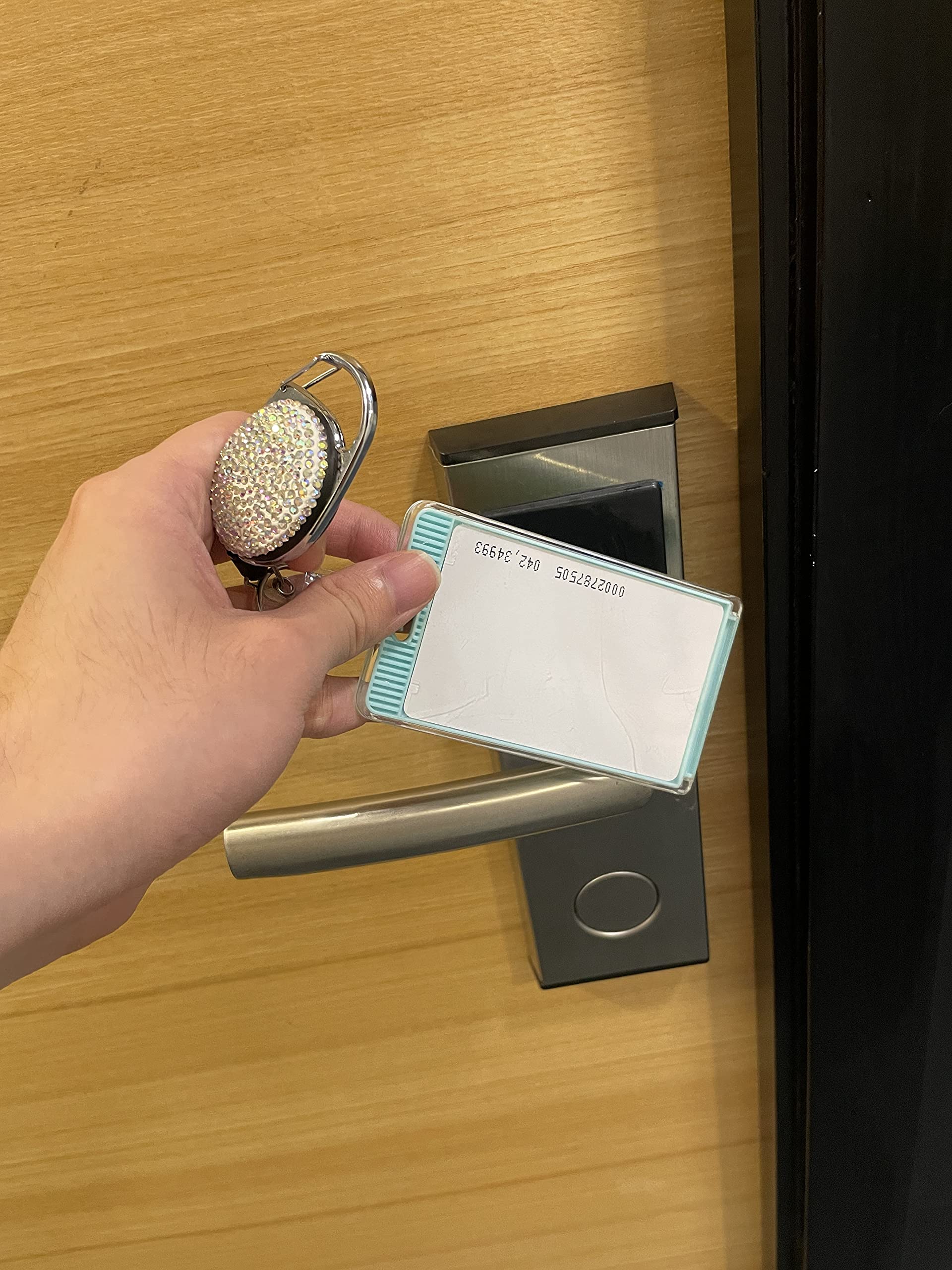 4 Soportes Retráctiles Para Insignias Con Diamantes - Llaveros Con Mosquetón