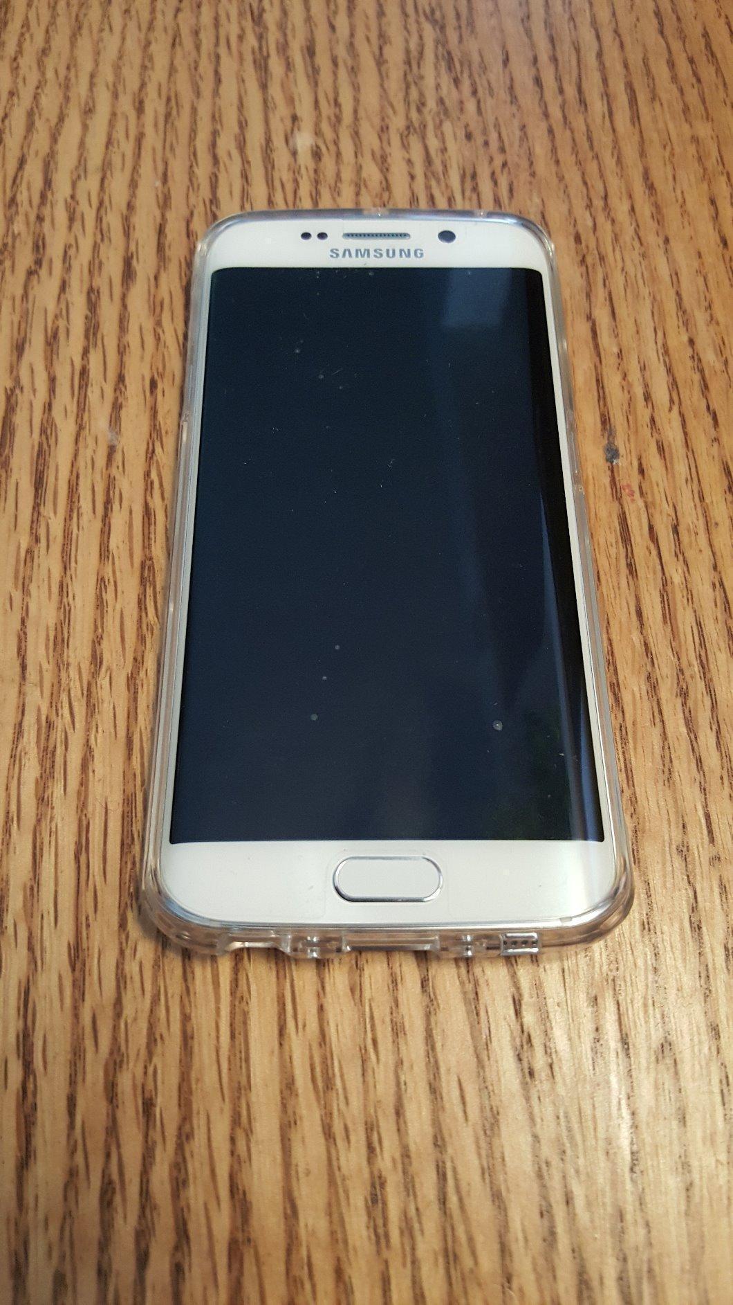 Great case with some minor flaws..