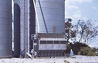 Vista 1 de Walthers Cornerstone Secador de granos, 8, gris