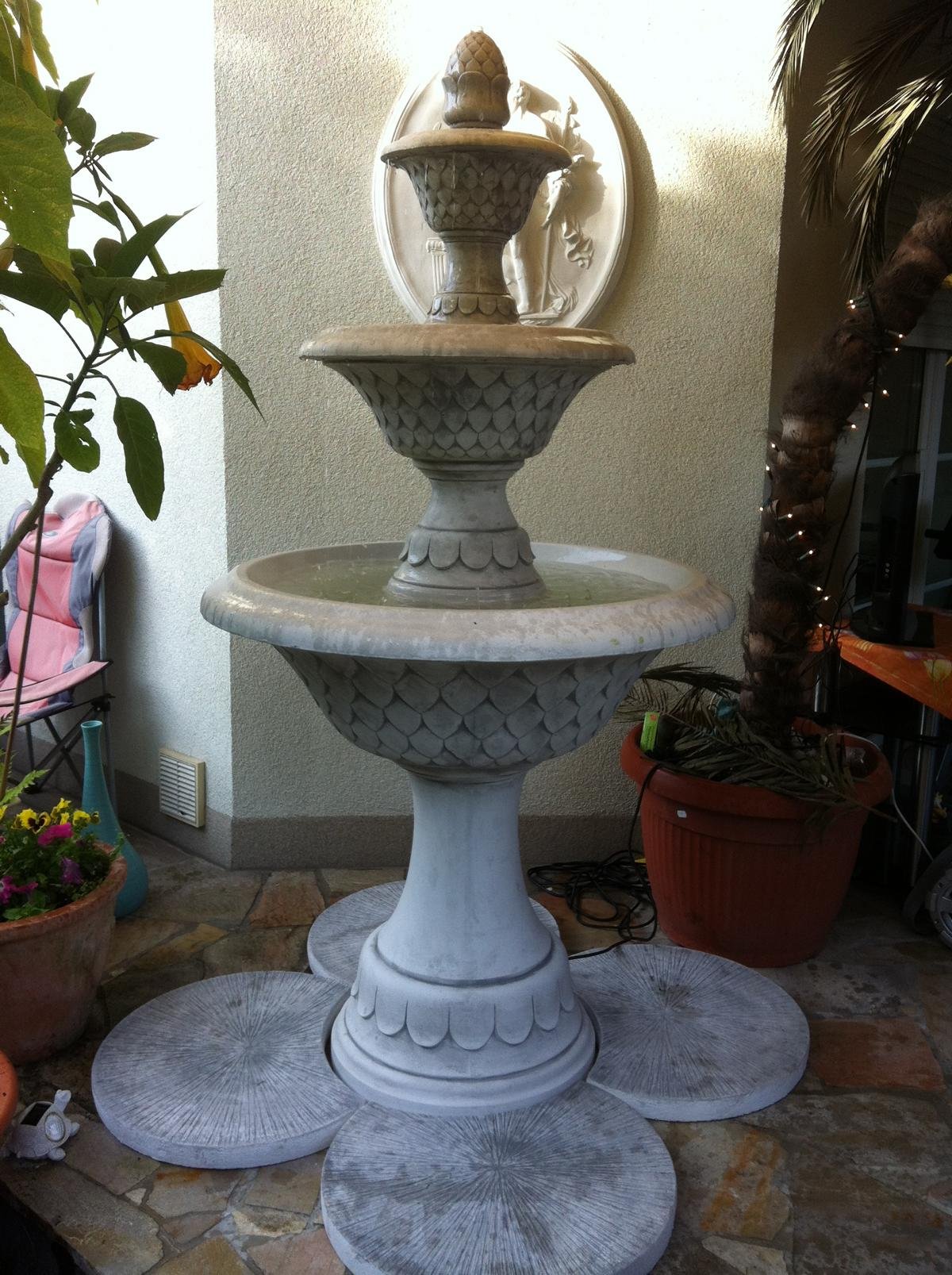 Steinbrunnen Springbrunnen Kaskade Zierbrunnen Brunnen Wasserspiel Gartenbrunnen