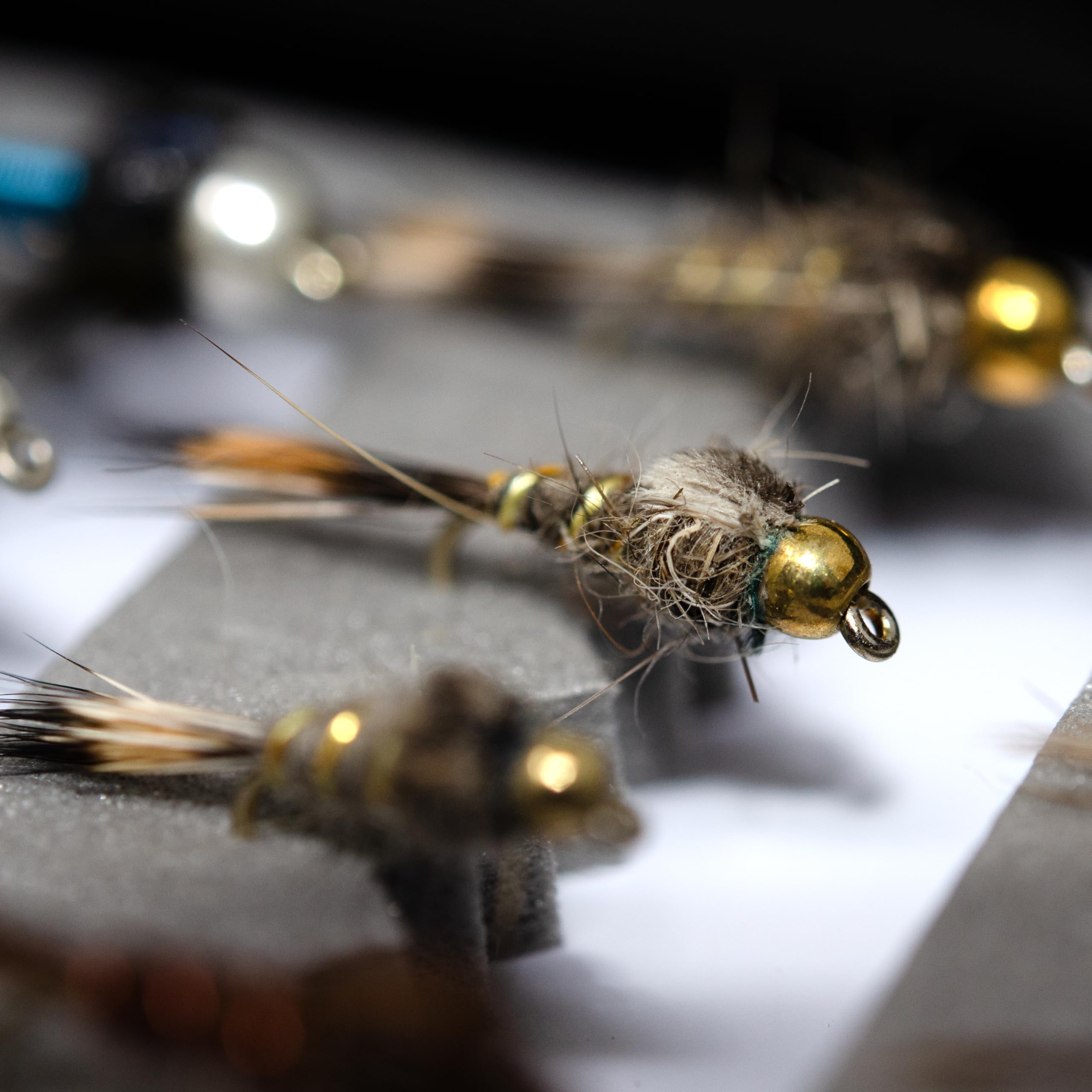 24/36/50/66 Premium Handgebundenes Fliegenfischen-Fliegen-Sortiment | wasserdichte Fliegenboxen | trocken, nass, Nymphen, Luftschlangen, wollige Bugger, Terrestrische | Forelle, Barsch Köder Set, Kit