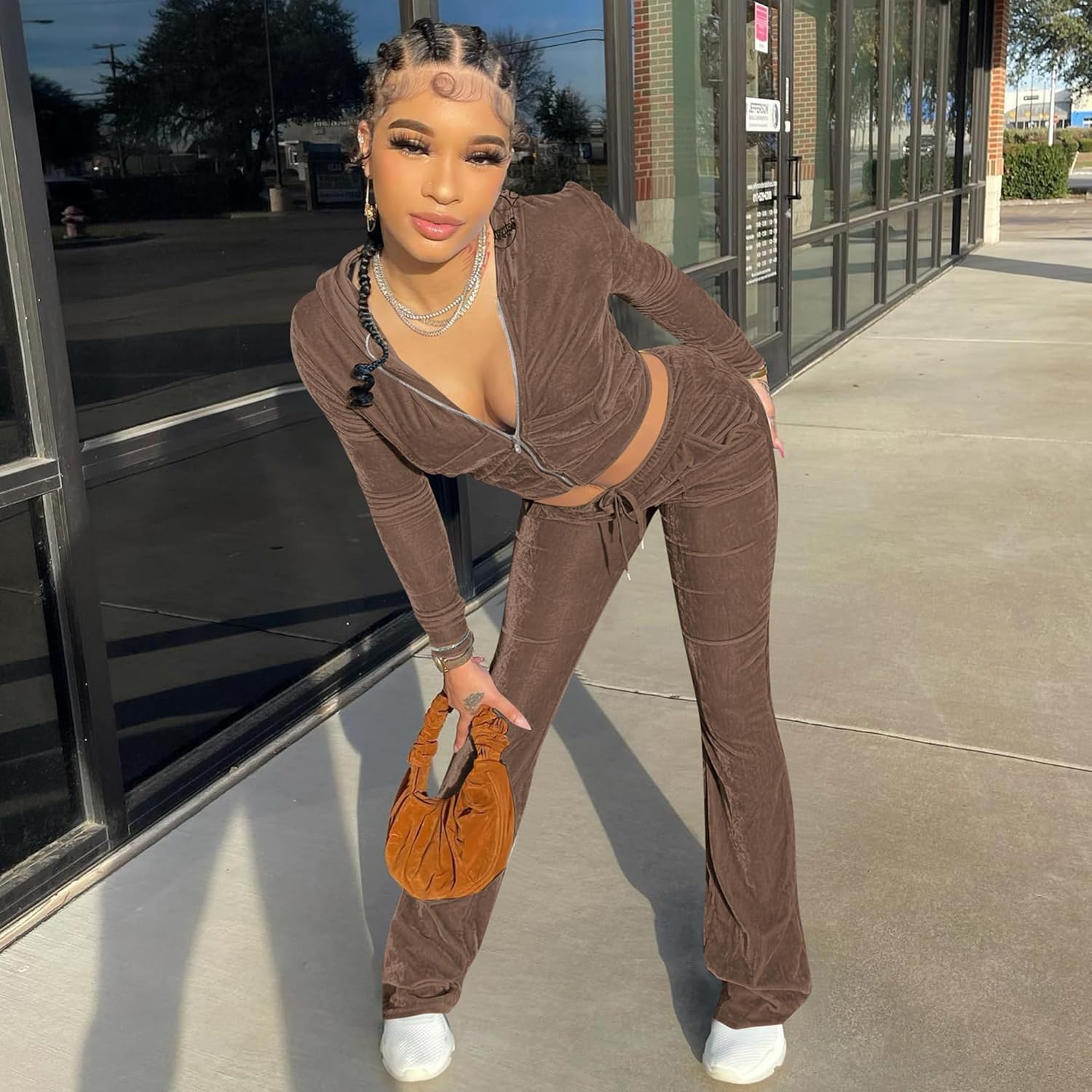 yidengymx Womens 2 Piece Velour Tracksuit Two Piece Outfits for Women Long Sleeve Zip Up Crop Tops Sweatpants Sets Pockets - Image 6