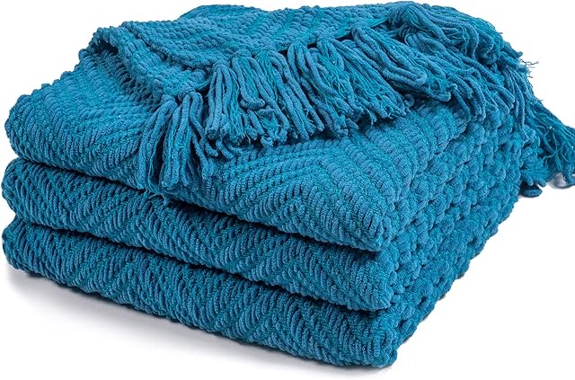 RECYCO Chenille Knit Throw Blanket for Couch (152x127cm), Super Soft Warm Cozy Decorative Teal Knitted Blanket Throw with Tassels for Bed Sofa Chair, Woven Chenille Blanket with Bonus Laundry Bag