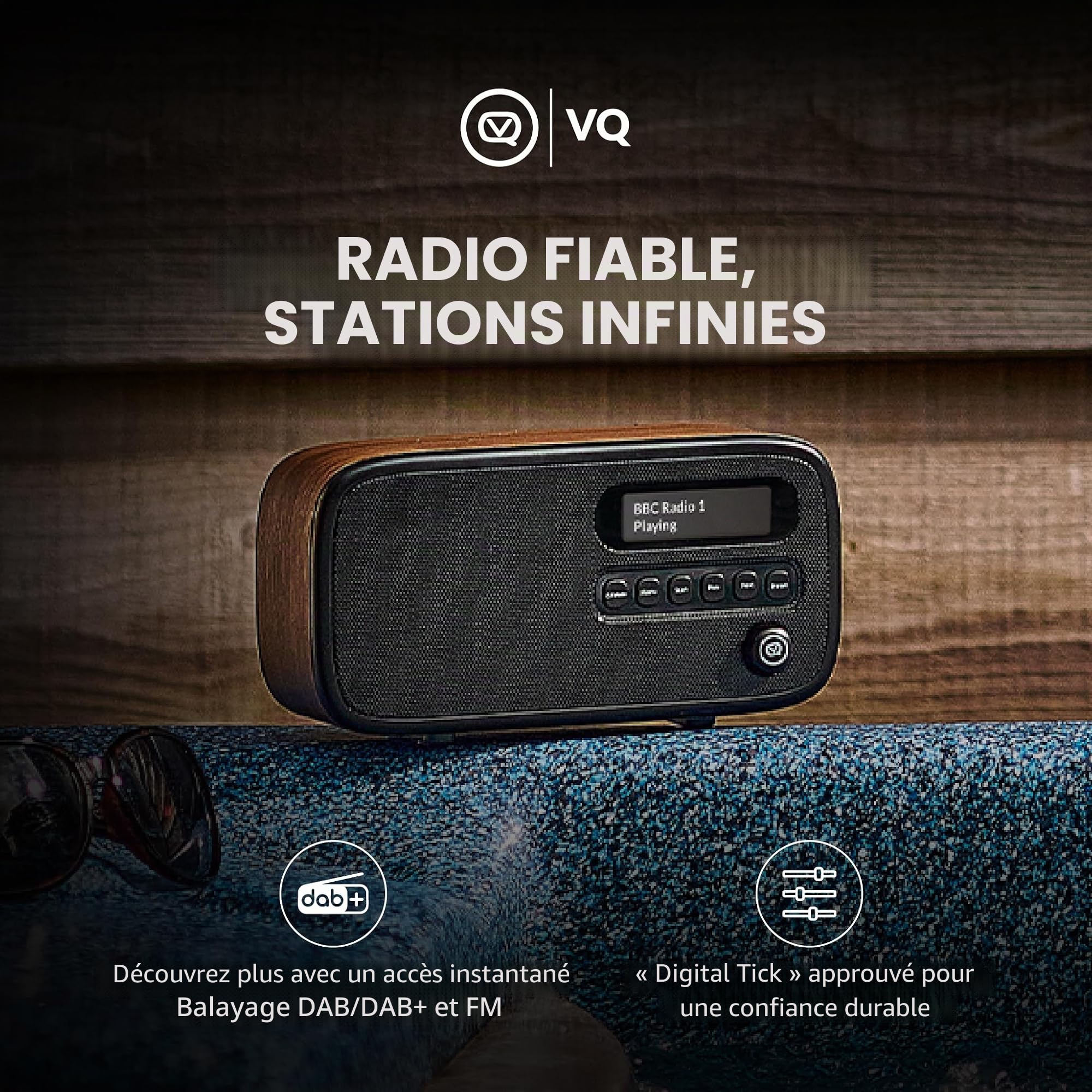 VQ Dexter Radio Dab Plus/Dab avec FM, Haut-parleurs Stéréo 3W et Écran LCD - Alimentée par Secteur et Batterie Radio Portable avec 60 Présélections, Antenne et Prise Casque - Noyer