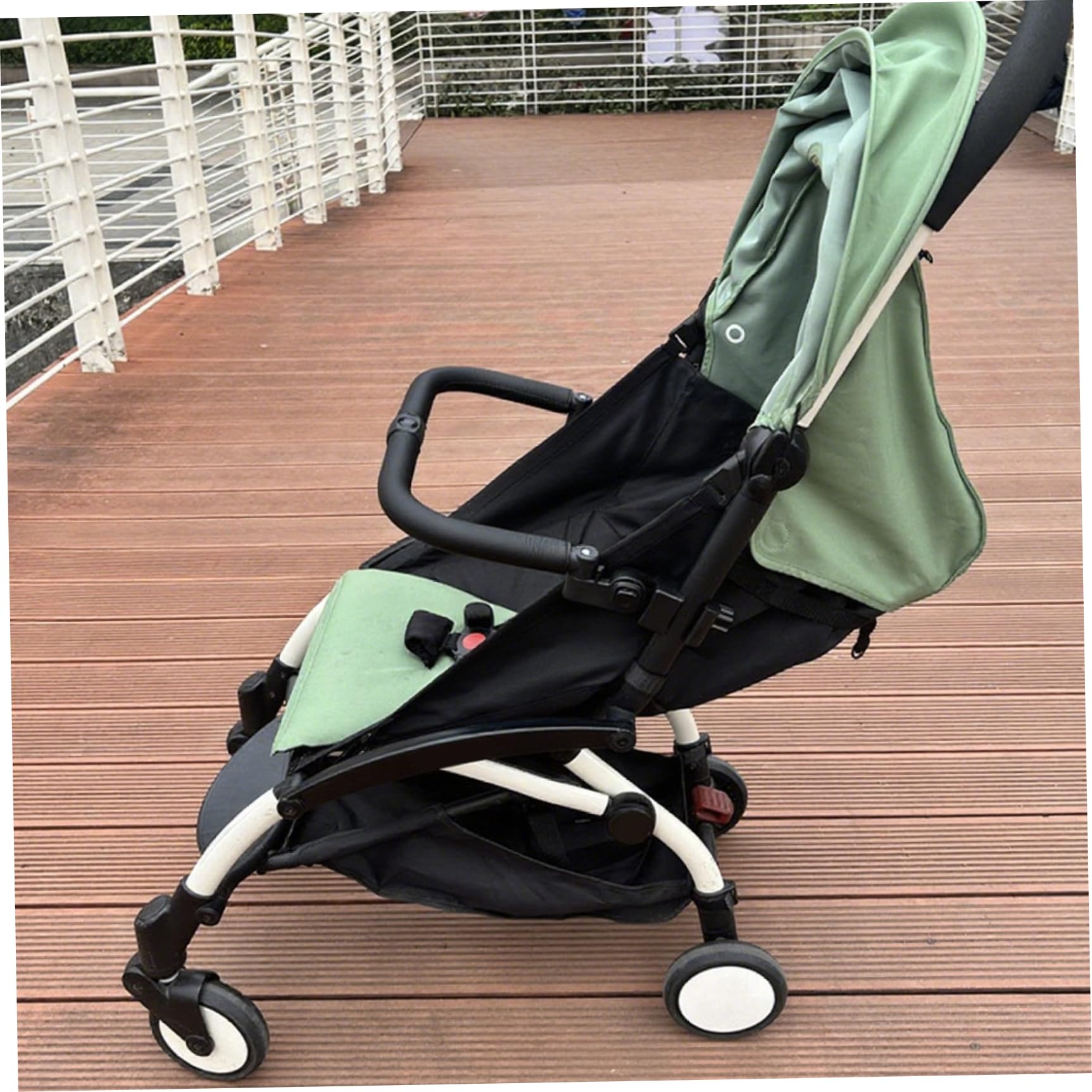 Kinderwagen Stoßstange, PU -Ledervereinbarungswinkel -Wasserdurchdringungswagen für Kleinkind, abnehmbares Kreuzschalbe -Zubehör für Unterstützung und sicheres Zubehör