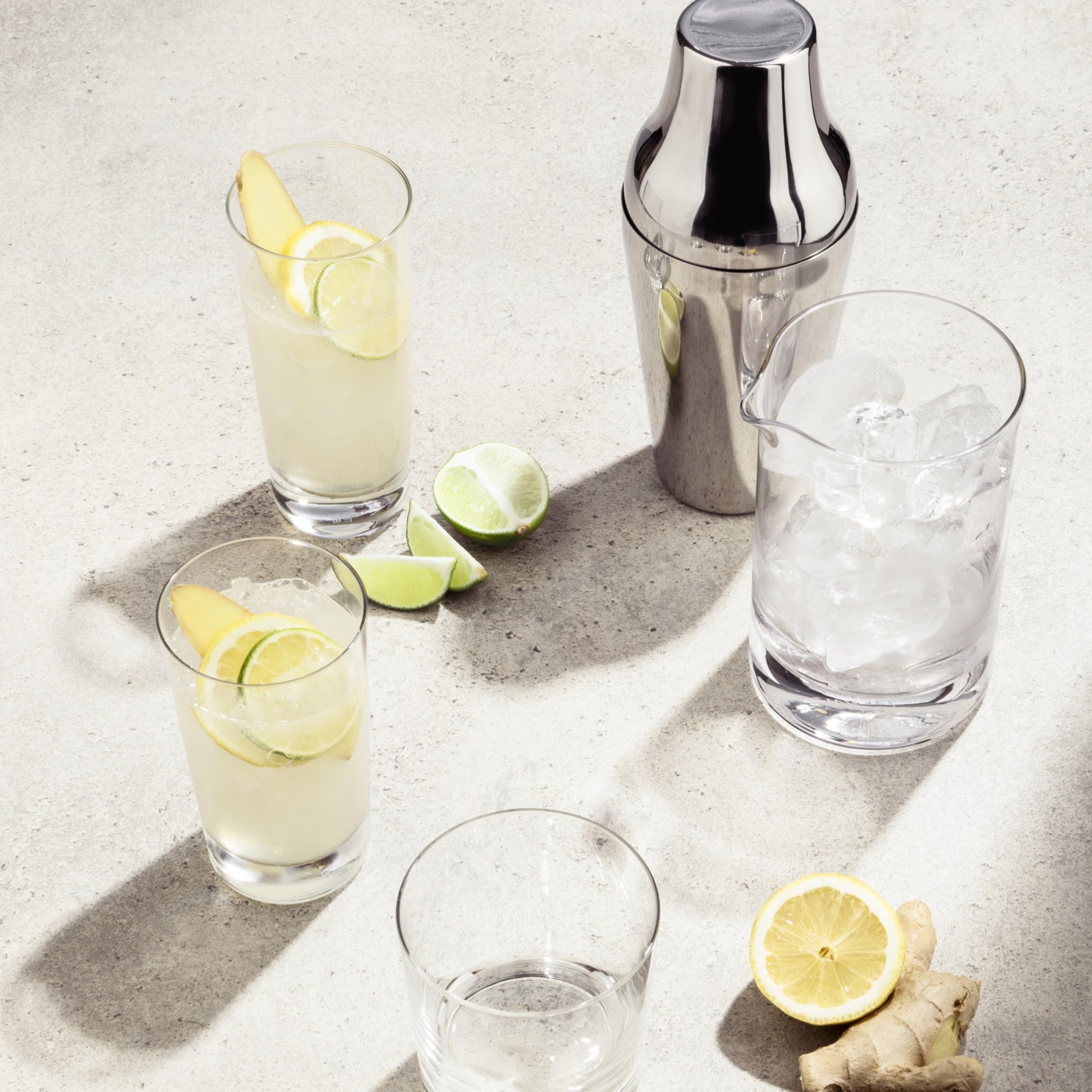 SCHOTT ZWIESEL Allround Becher Bar Special 4er Set, Longdrinkgläser aus Tritan Kristallglas, spülmaschinenfestes Trinkglas für Cocktails und Softdrinks, 123636