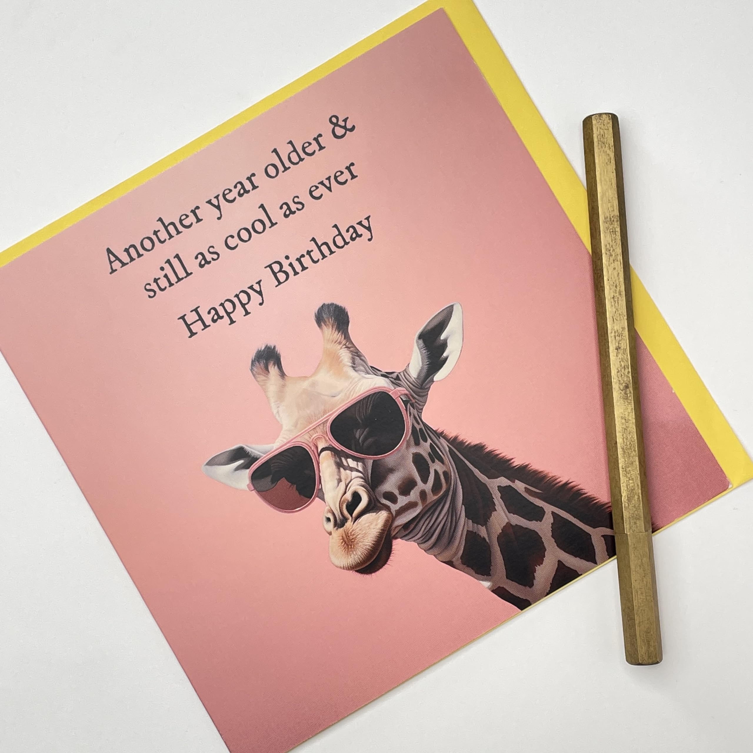Old English Co. Carte De Vœux D'anniversaire Florale Pour Maman – Carte D'anniversaire Spéciale Pour Femme – Cartes D'anniversaire Pour Maman Pour Femme Adulte – Cartes D'anniversaire Florales Pour