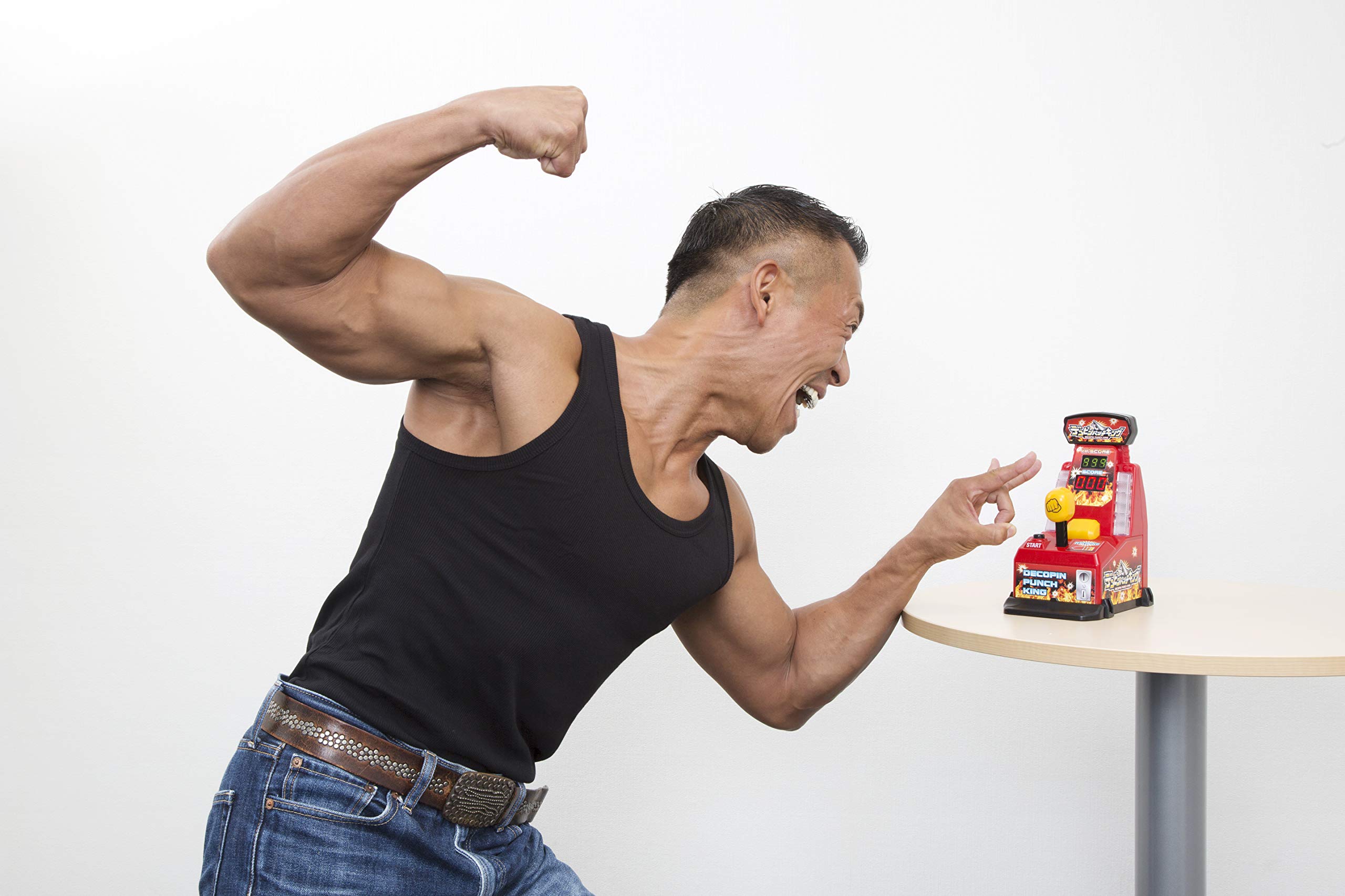 Amazon.co.jp: メガハウス デコピンパンチキング : おもちゃ Amazon.co.jp: メガハウス デコピンパンチキング : おもちゃ