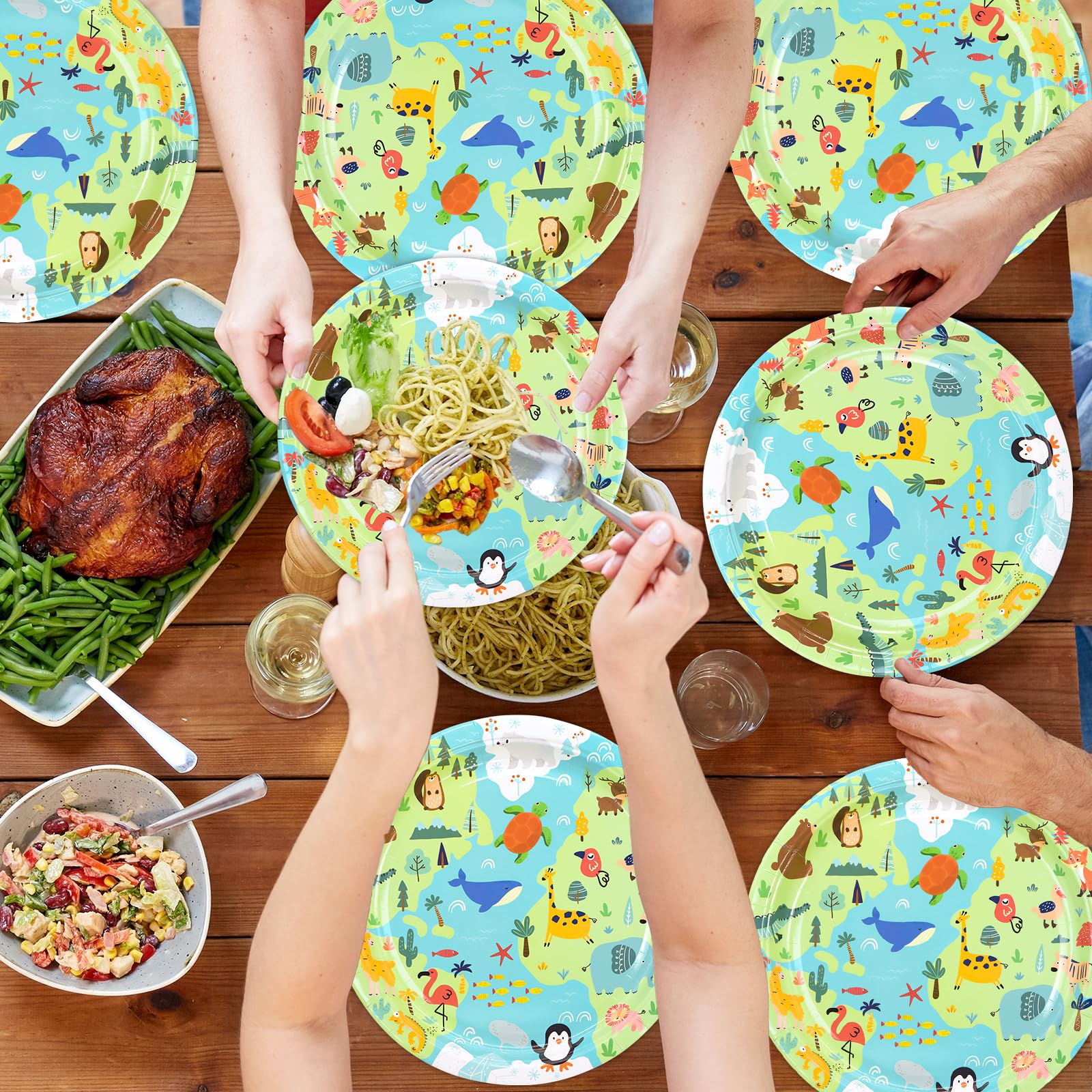 Snapklik.com : Animal World Map Paper Dinner Plates, Dessert Plates ...