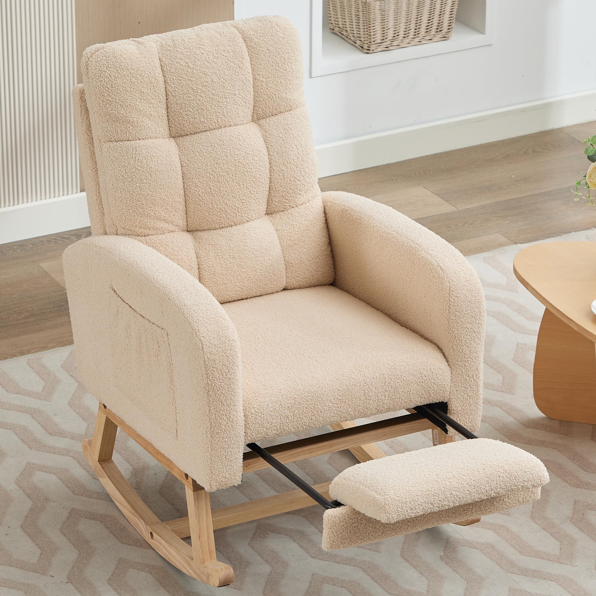 Sedia a dondolo Teddy in velluto, beige con struttura in legno massiccio, piedini in metallo con gambe nascoste, imbottitura in schiuma alta, per soggiorno, camera da letto, cameretta dei
