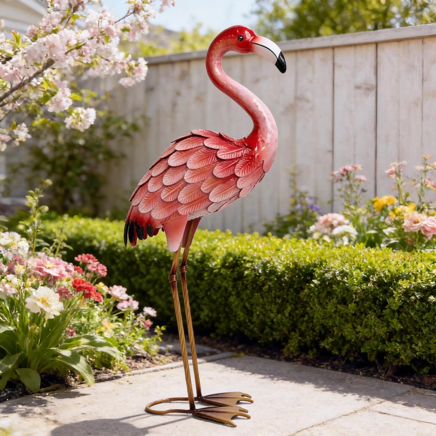 Metal Flamingo Yard Decor Garden Statues,Outdoor Pink Flamingo for Backyard Patio Porch Decoration,Valentine's Day,Wedding,Party,Lawn Decorations