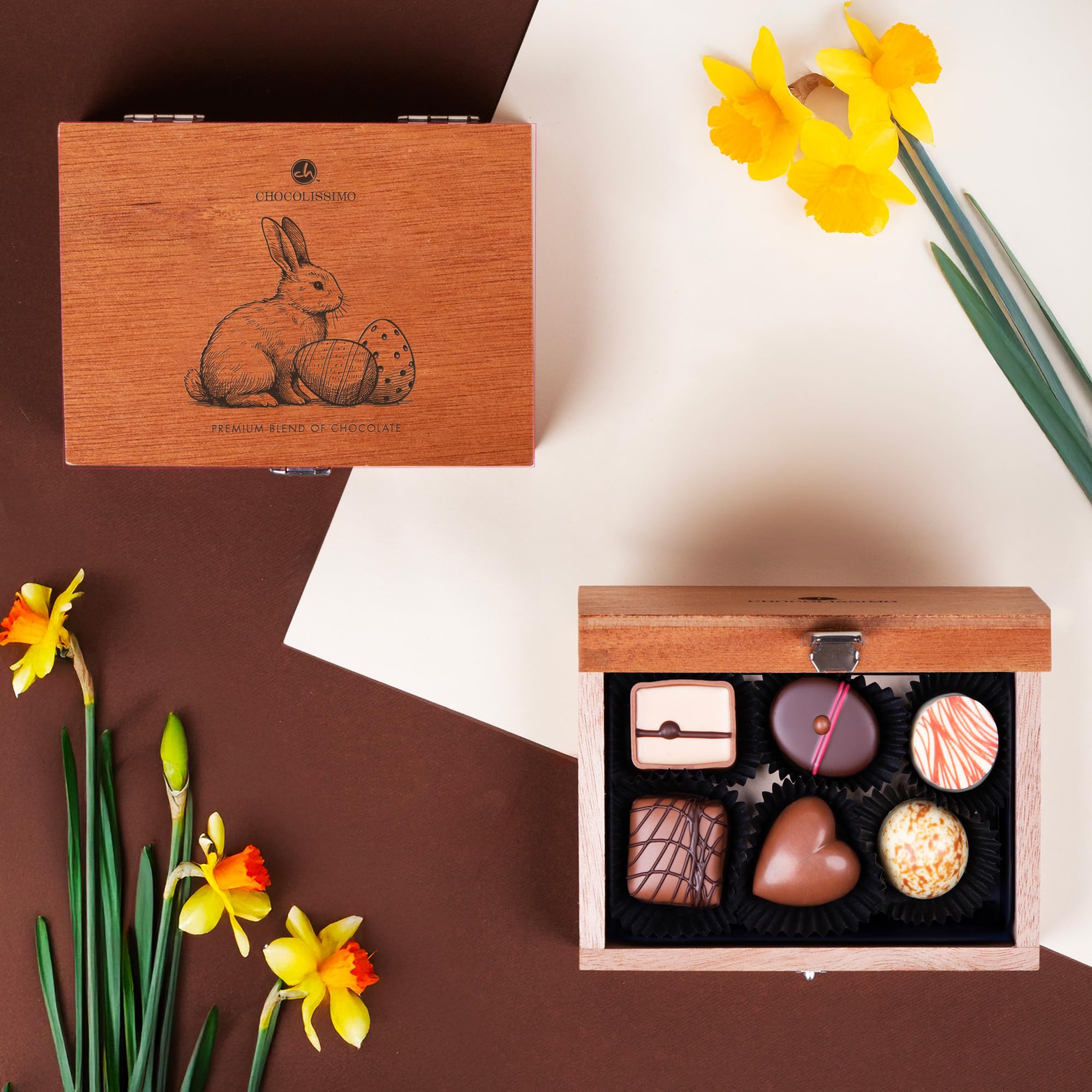 CHOCOLISSIMO - Czekoladki Wielkanocne, Prezent Wielkanocny - Czekoladki Praliny Stylowym w Drewnianym Pudełku - Mieszanka Pralin dla Koneserów, Pomysł na Prezent Praliny dla Kobiety, Mężczyzny