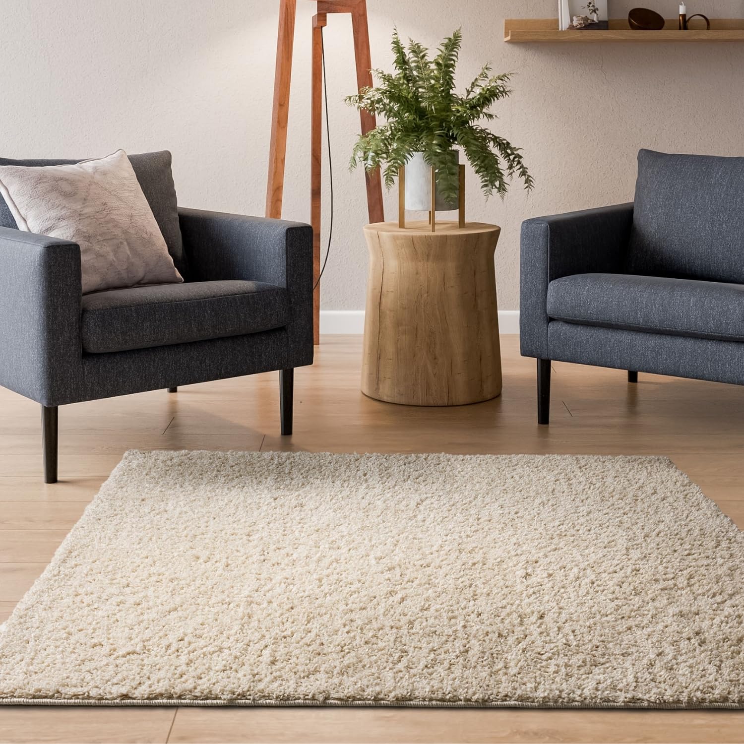 Interiyou Hochflor Teppich Sofia - 160x160 cm Creme - flauschig und einfarbig - waschbar und rutschfest - weicher Langflor