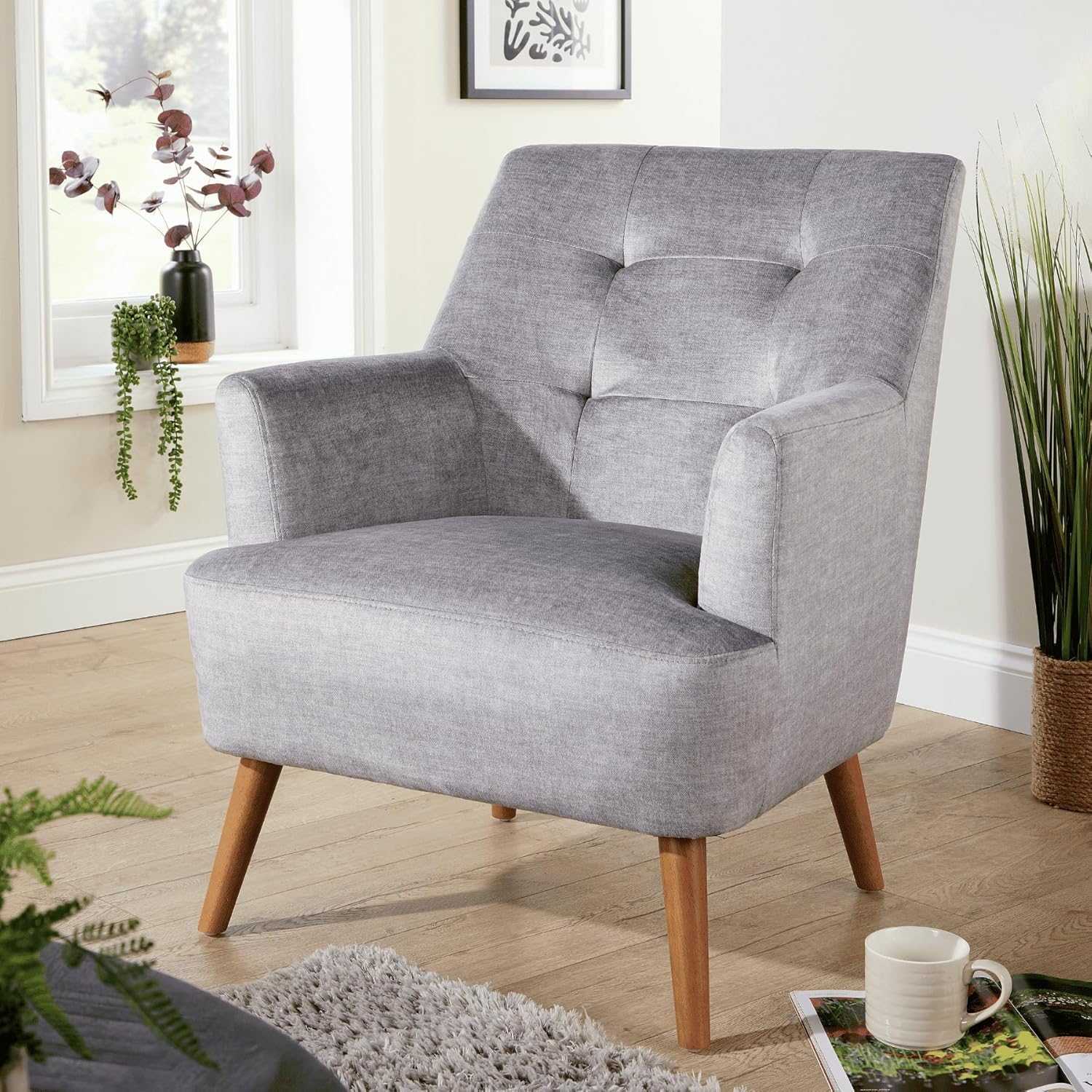 Home Source Accent Armchair – Contemporary Fabric Armchair with Curved Arms, Foam Cushions & Wooden Legs – Comfy Lounge Chair for Living Room, Bedroom or Reading Space (150kg Capacity)