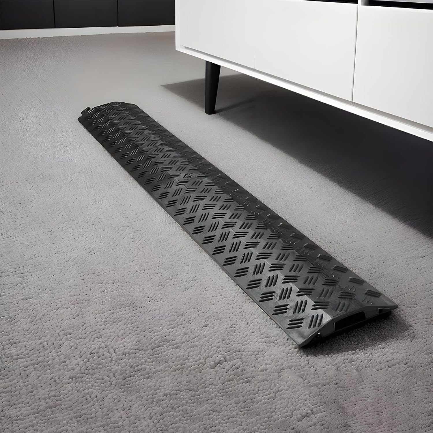 Driveway Hose Protector - Cable Ramp Cover | Sturdy Power Line & Hose Guard for Driveway, Garage, Garden, Asphalt, Sidewalk, and Walkway Protection Indoor Outdoor Use