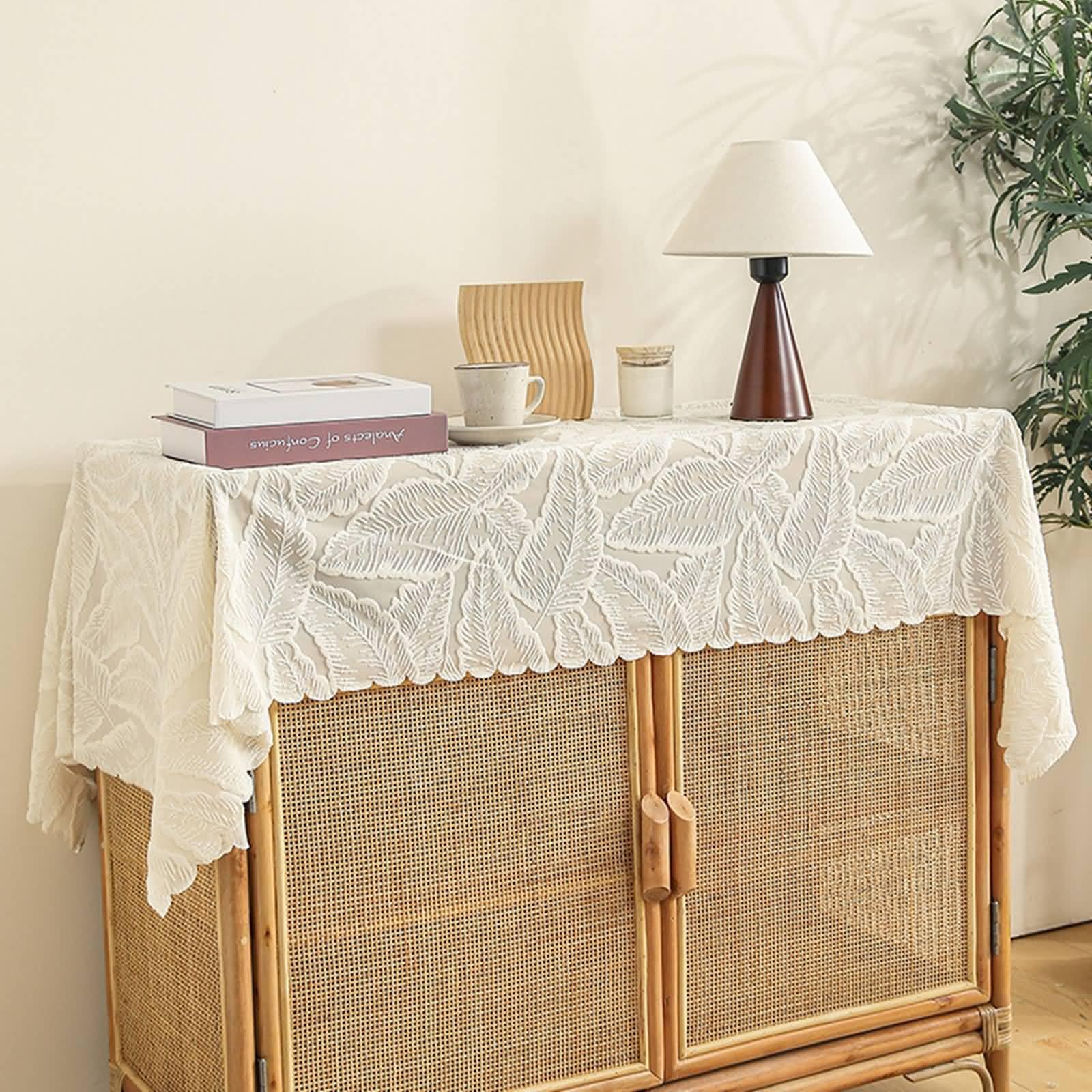 Polyester Tischdecke Landhausstil Vintage, Beige Weiß | 65x220CM