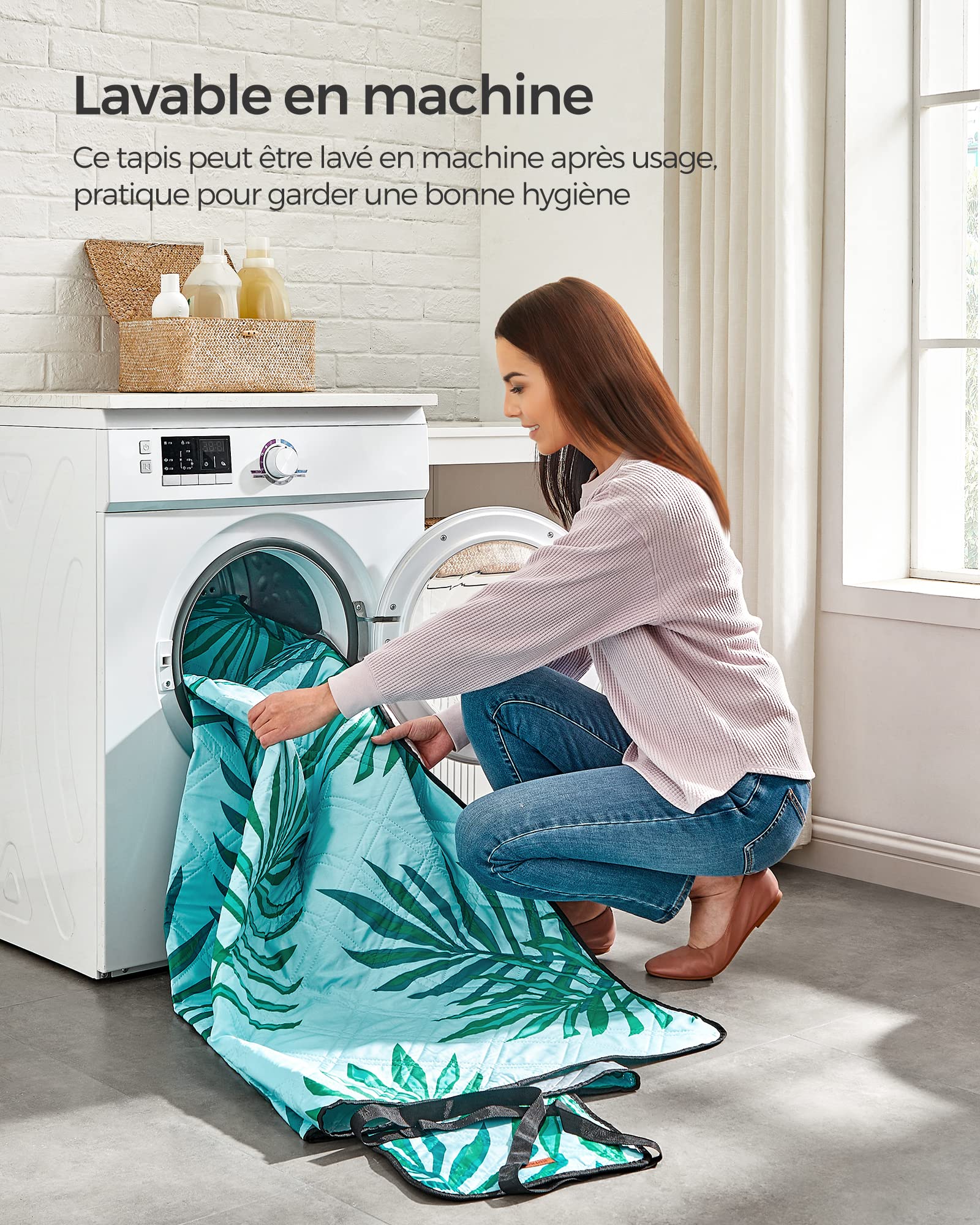 SONGMICS Couverture de Pique-Nique, 300 x 200 cm, Grand Tapis, pour Camping, Parc, Jardin, Plage, Hydrofuge, Lavable en Machine, Pliable, Motif Fougère et Bleu Clair GCM001Q03