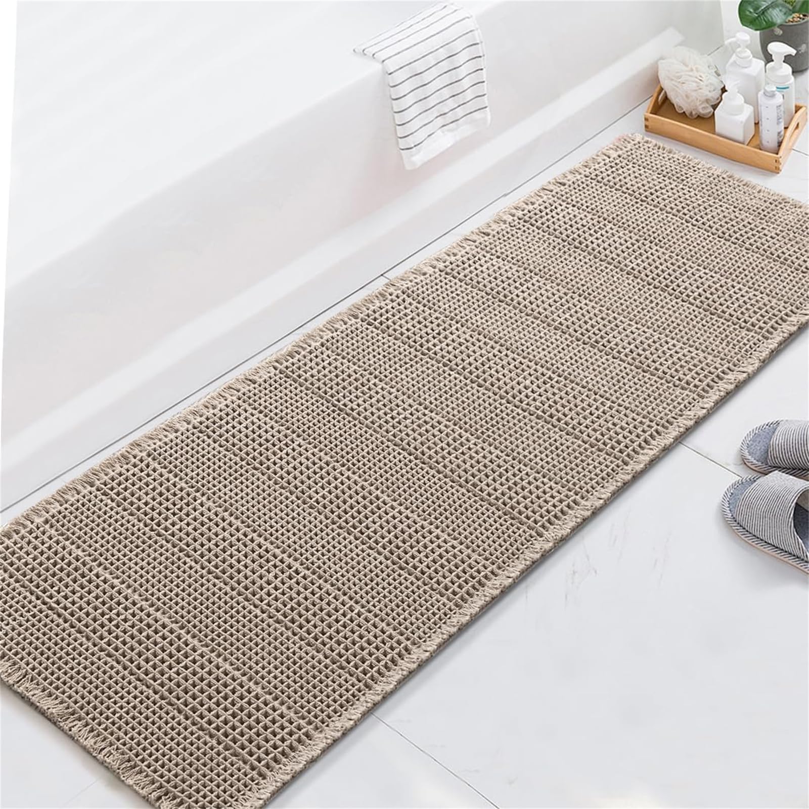 LINGKY Badteppich, Waffle Badematte - Badezimmerteppich mit rutschhemmender Rückseite - ultraweich, extrem saugfähig, flusenarm - Badvorleger rutschfest waschbar (60x180 cm,Khaki)