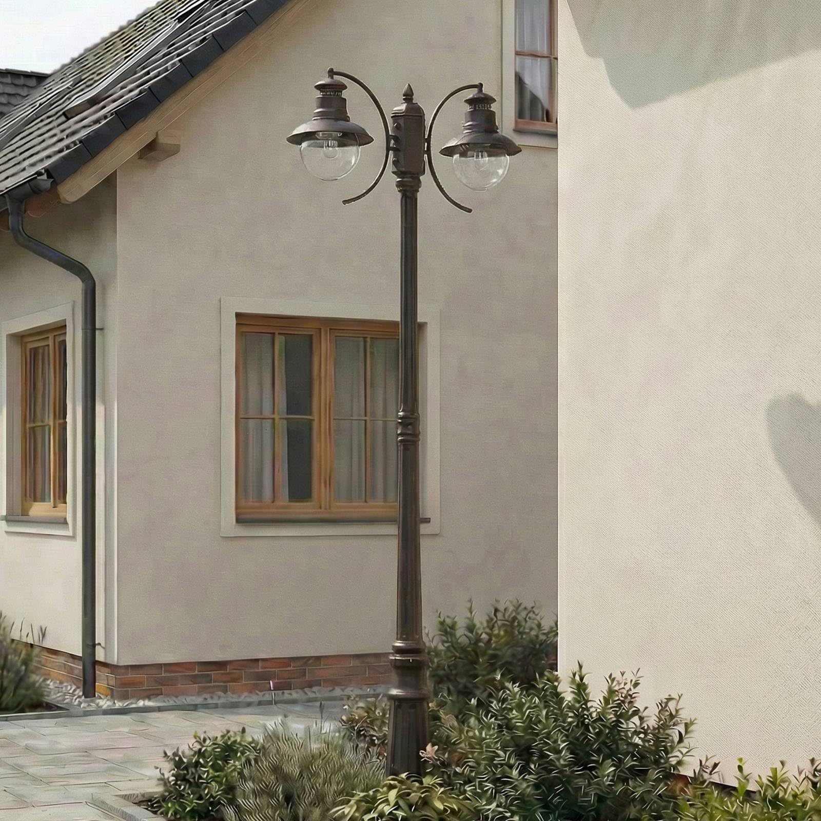 Lindby Lampione da esterni dimmerabile (Country) colore Marrone Candelabro, lampada