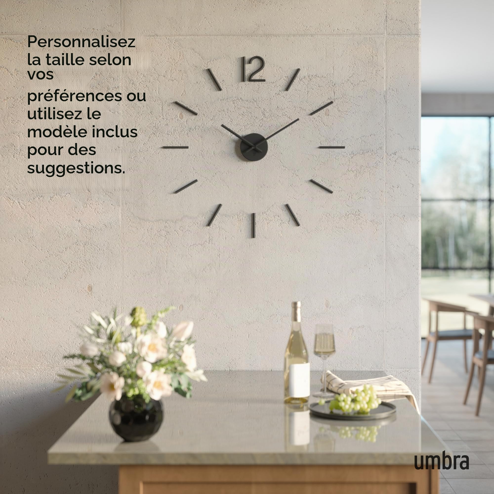 Umbra Blink Clock. Horloge silencieuse Blink, en métal Noir, Dimension Totale au Choix en Fonction de la Position souhaité des indicateurs. Au Moins 35cm de diamètre.