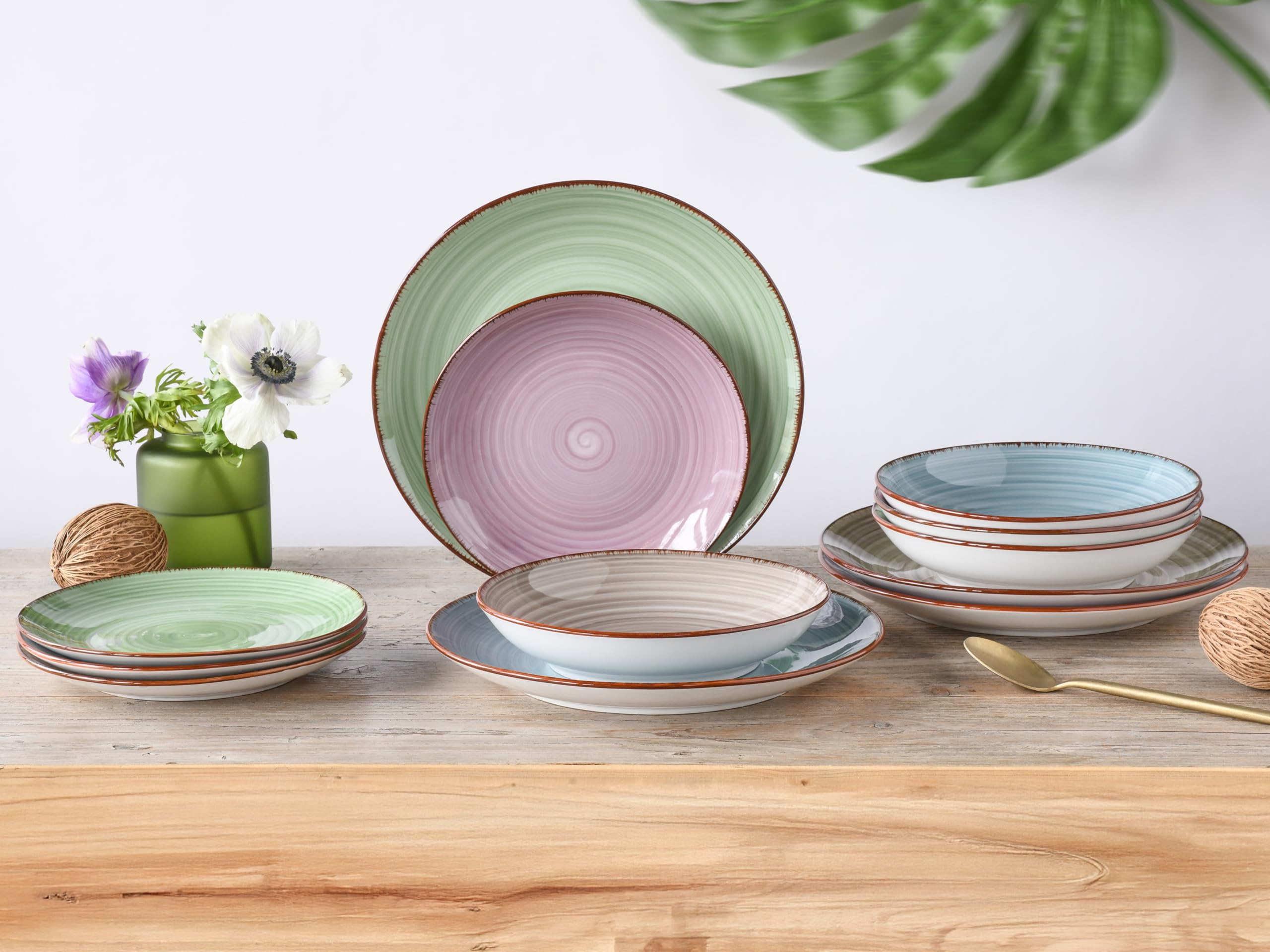 CreaTable, 23332, seria Samba, 12-częściowy zestaw naczyń dla 4 osób, zestaw talerzy z porcelany, nadaje się do mycia w zmywarce i używania w kuchence mikrofalowej, wysokiej jakości produkcja