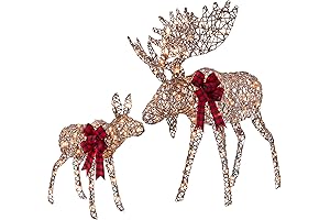 Wooden Outdoor Christmas Decorations: Captivating Moose Family for Holiday Cheer