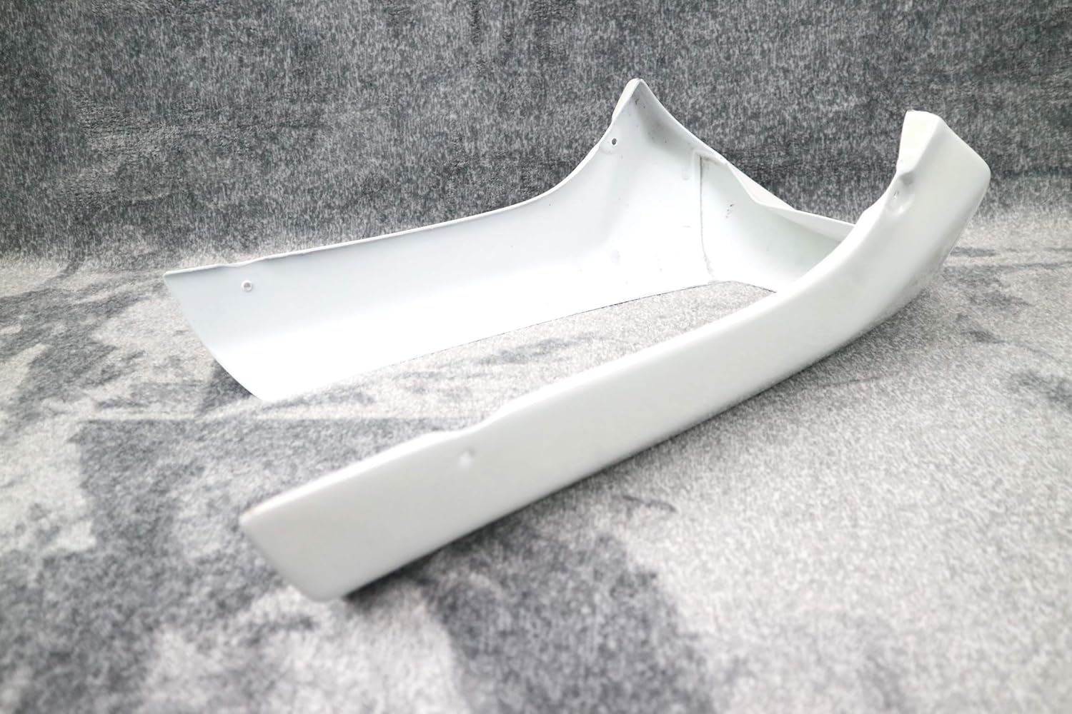 延長 アンダーカウル 白 ステーset/汎用 塗装済み 延長 アンダーカウル 延長 アンダーカウル 白 ステーset/汎用 塗装済み 延長 アンダーカウル