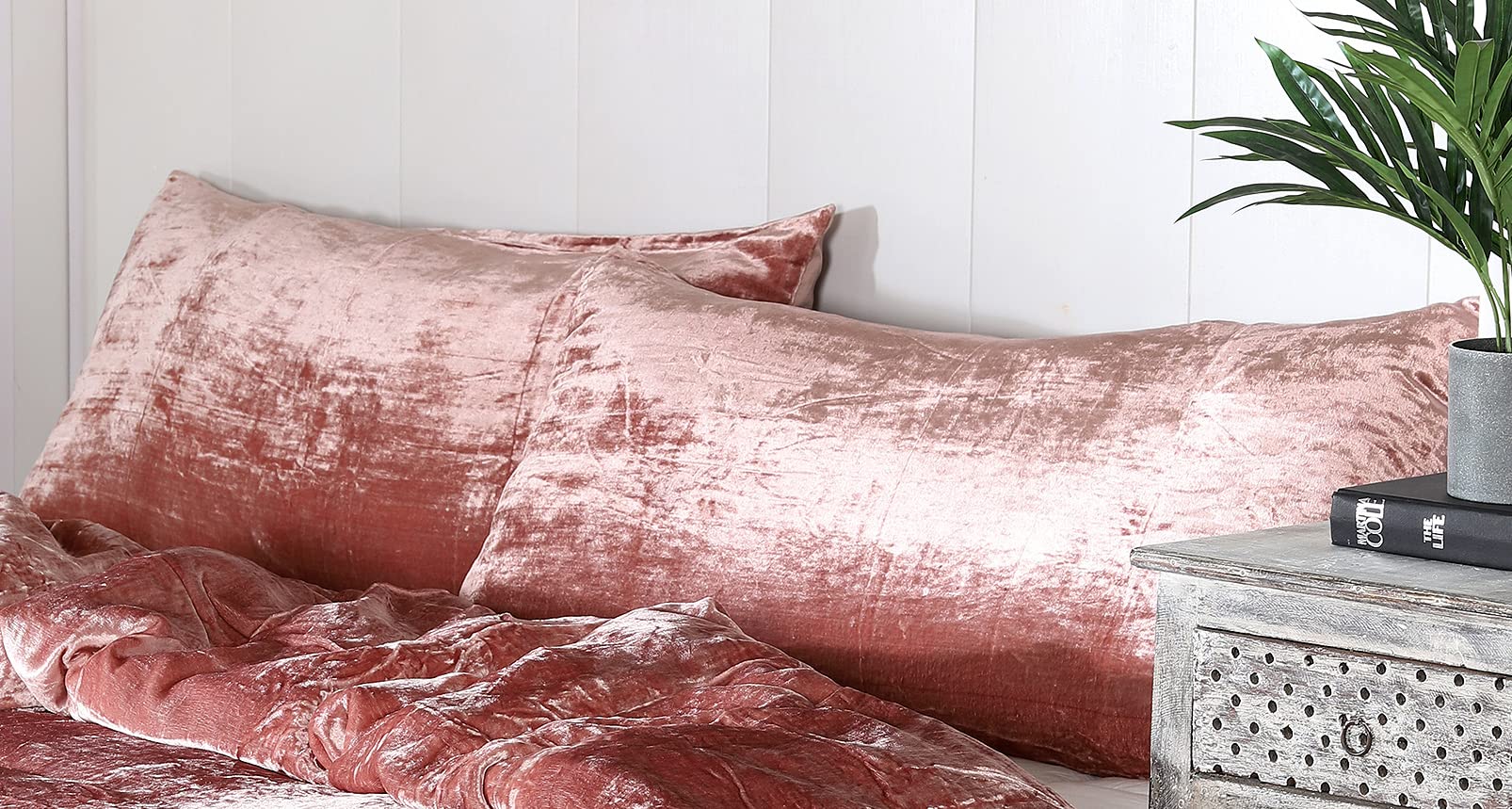 Ravaiyaa - Attitude is everythingCrushed Velvet Pillow Cover Soft Pillow Case Bed Pillow Case Pack of 2 Piece Set (Rose Gold, 20" X 30" Inch)