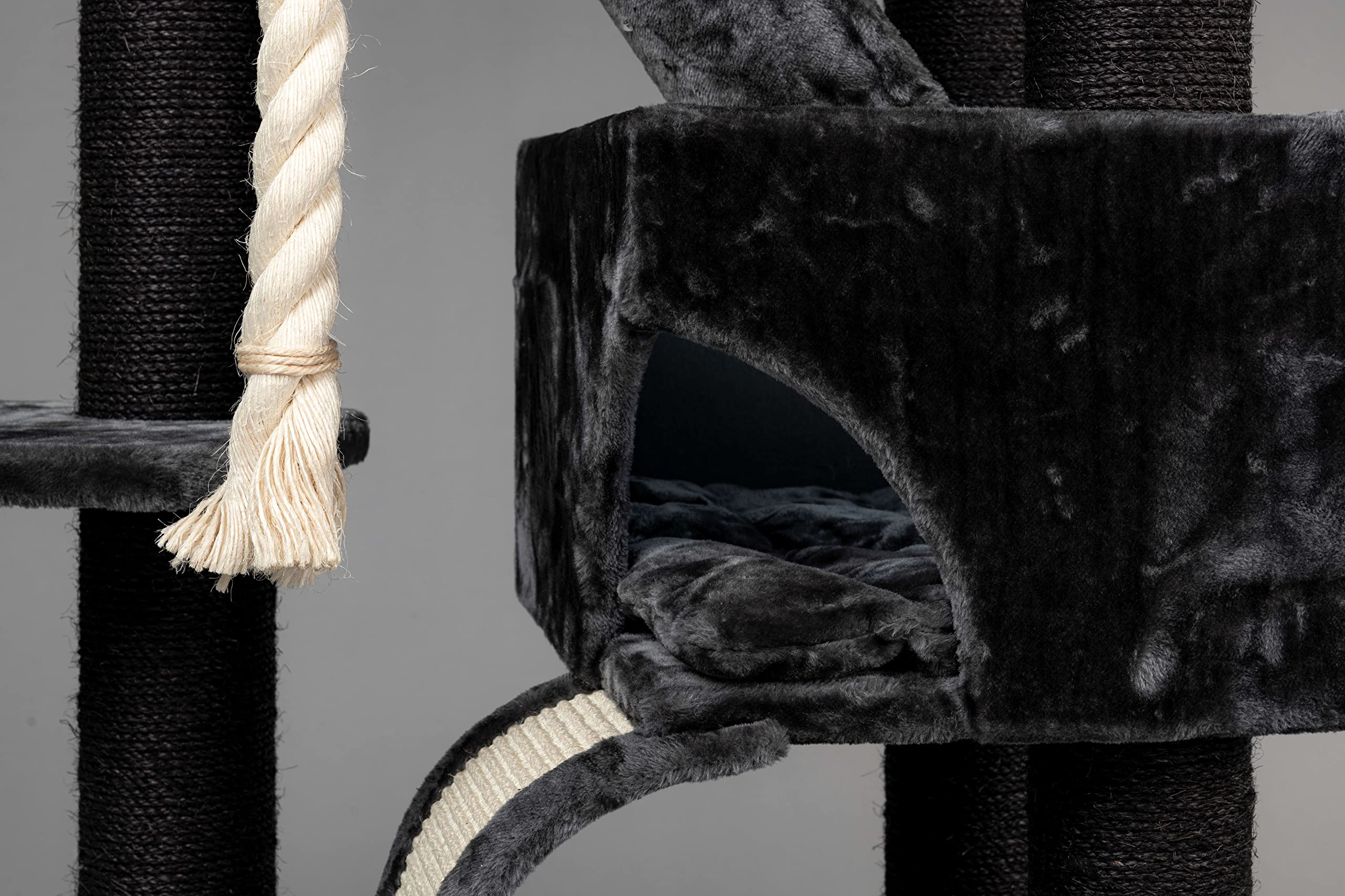 Buy RHRQuality Cat tree for large cats Kilimandjaro de Luxe Blackline