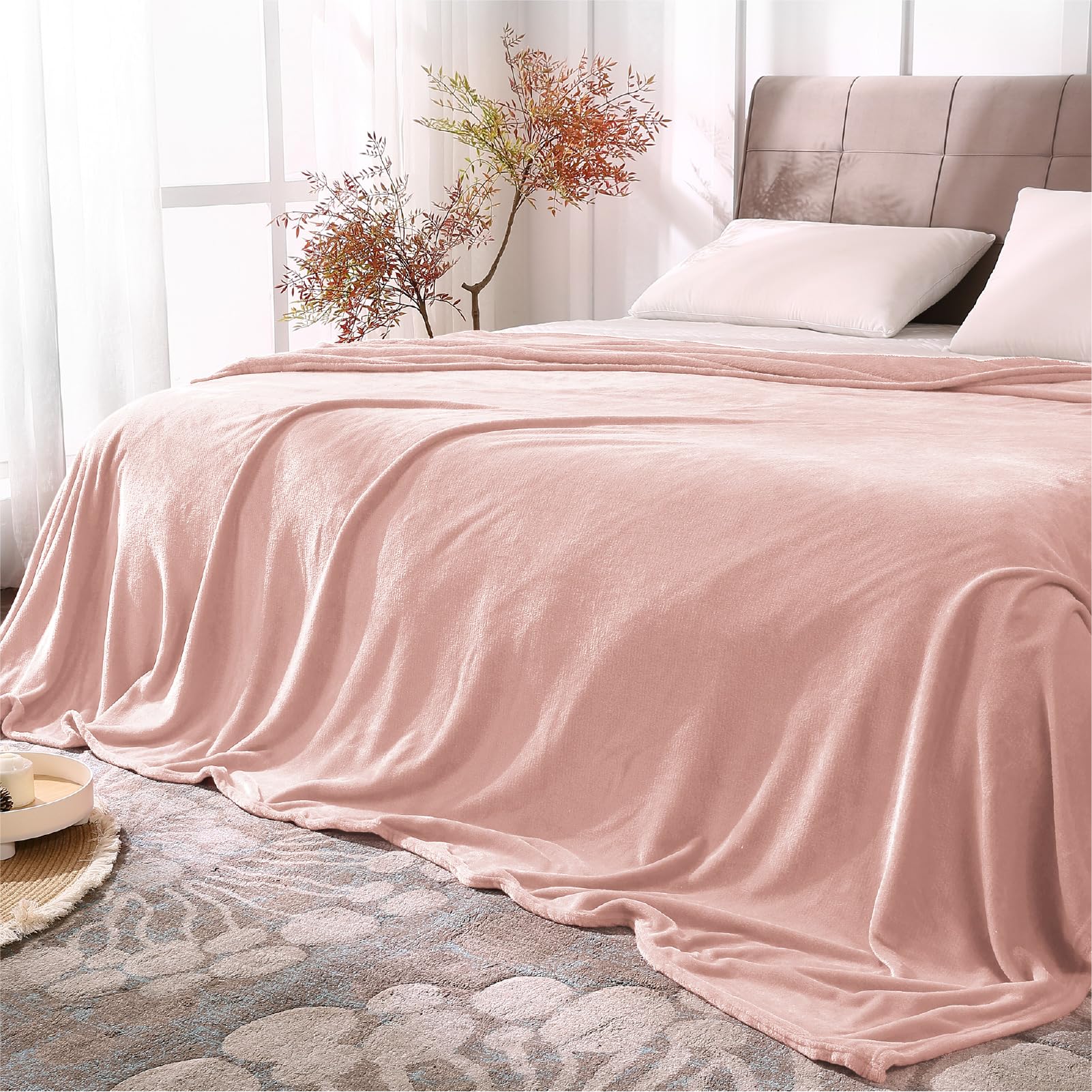 BEDELITE Fleece Blanket King Size Blankets for Bed, Luxury Plush Cozy Fuzzy Blanket 108x90 inches, Super Soft Warm Lightweight Throw Blanket All Seasons Suitable, Pink Morn