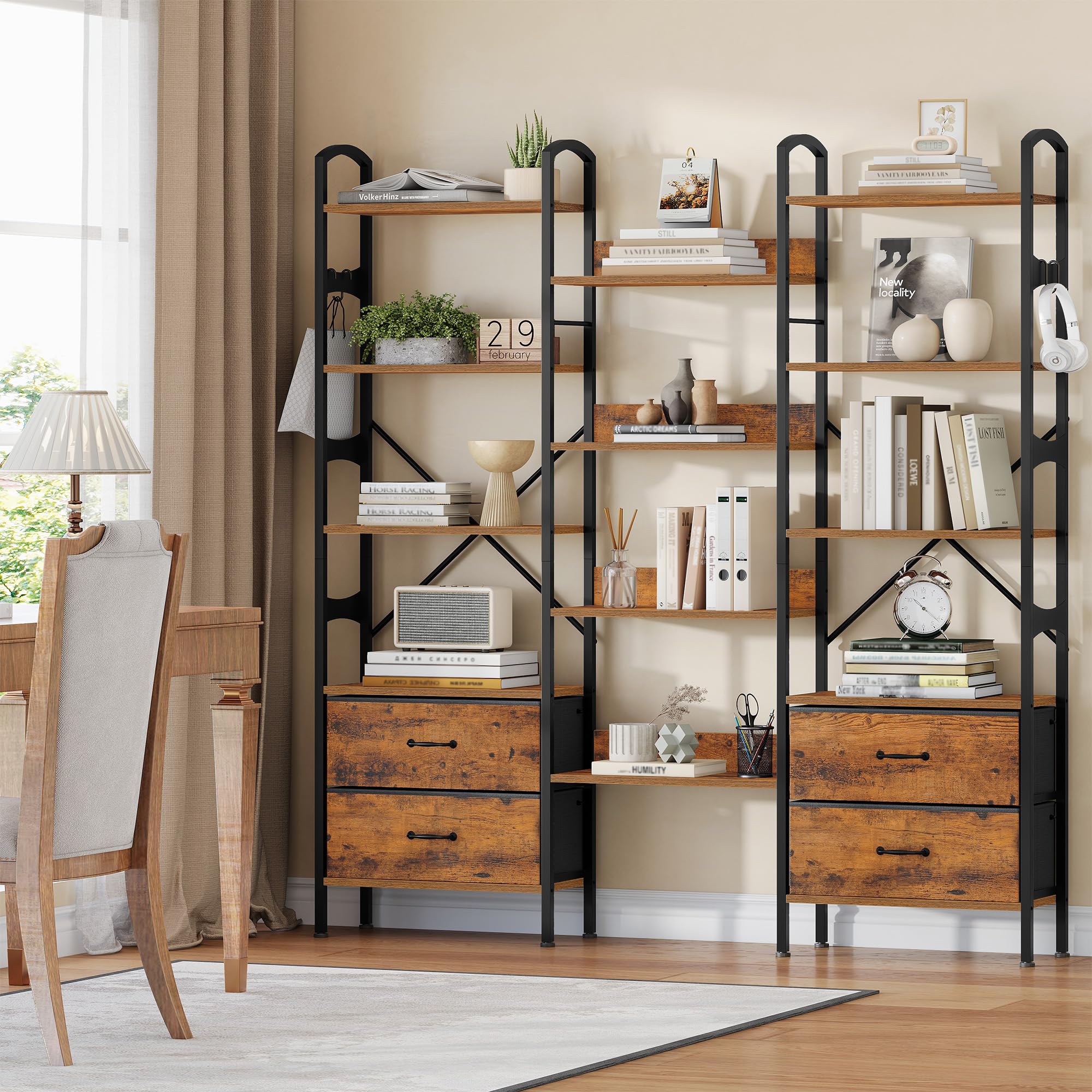 Bücherregal Regal, 158 x 24 x 166 cm, Rustikalbraun und Schwarz | Standregal mit 12 Ablagen und 4 Stoffschubladen, Metallrahmen, für Wohnzimmer, Home Office, Arbeitszimmer, FFSG002FX1