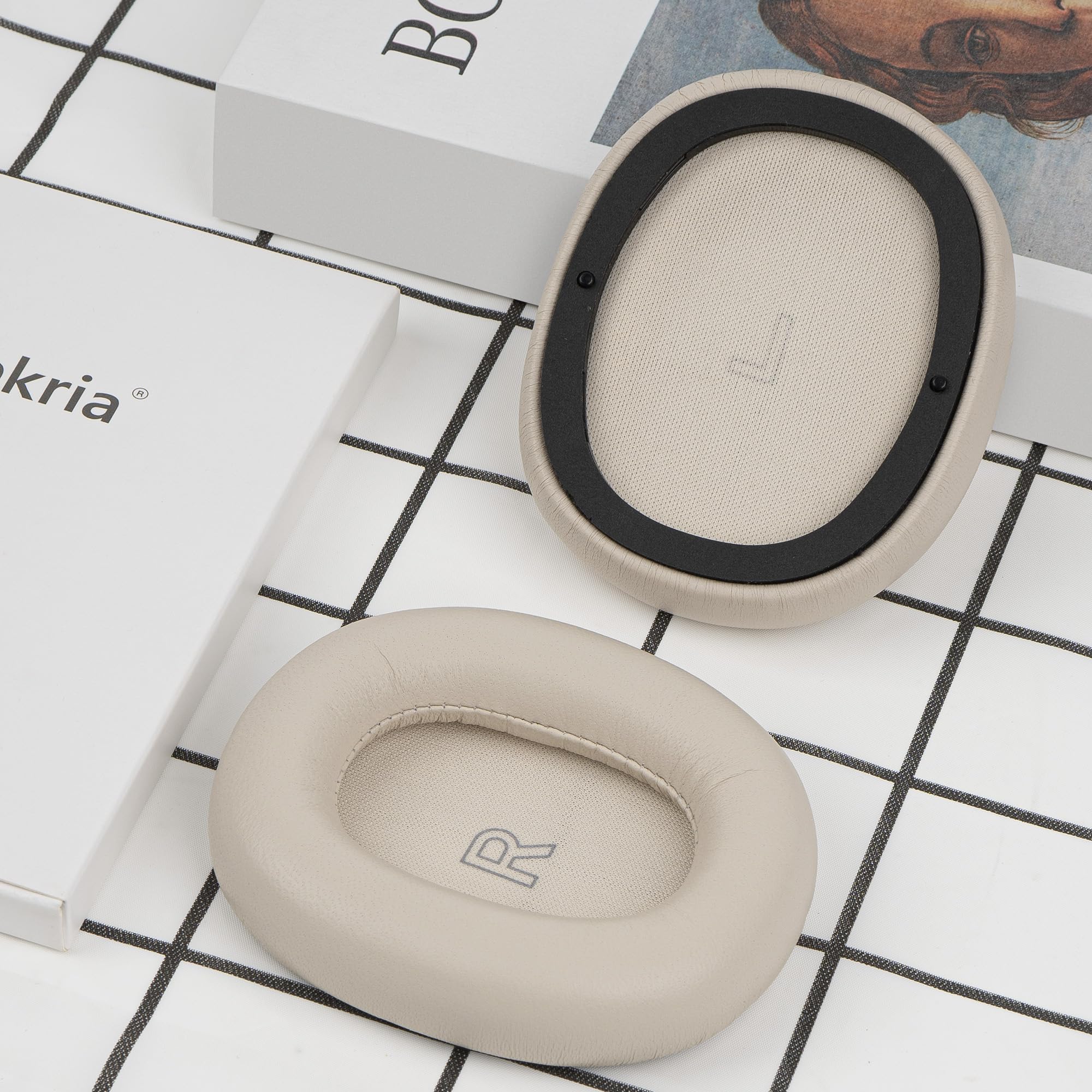 Geekria Elite - Cuscinetti auricolari di ricambio in pelle di pecora per cuffie Bang & Olufsen Beoplay H95, parti di riparazione (oro)