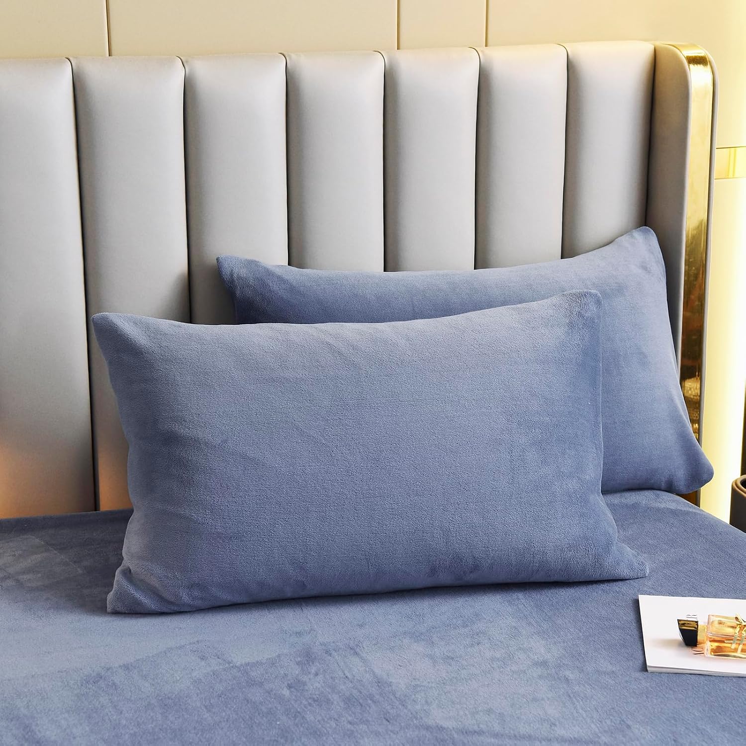 Waffle Tufted Velvet Pillowcases Queen Size Set of 2, 20x30 Zippered Pillow Covers, Soft Plush Pillow Cases for Bedroom Decor, Ivory White