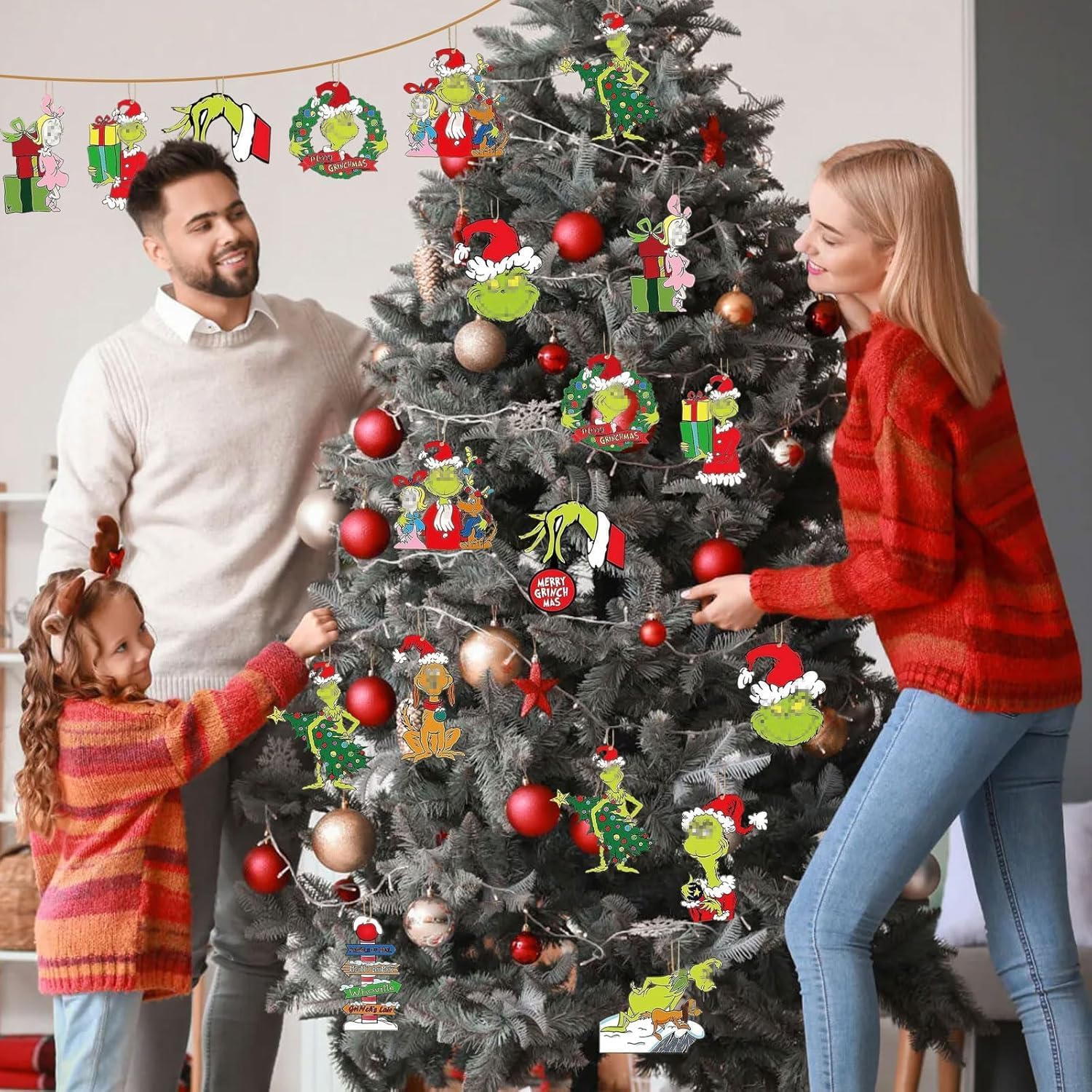 Christmas Tree Decorations, 36pcs 2025 New Wooden Ornaments Set with Unique Cute Designs for Xmas Tree Topper, Home Indoor Holiday Decor, Hanging Ornaments for Christmas