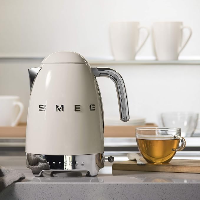 Smeg Tetera Eléctrica 1.7L Crema miniatura 4