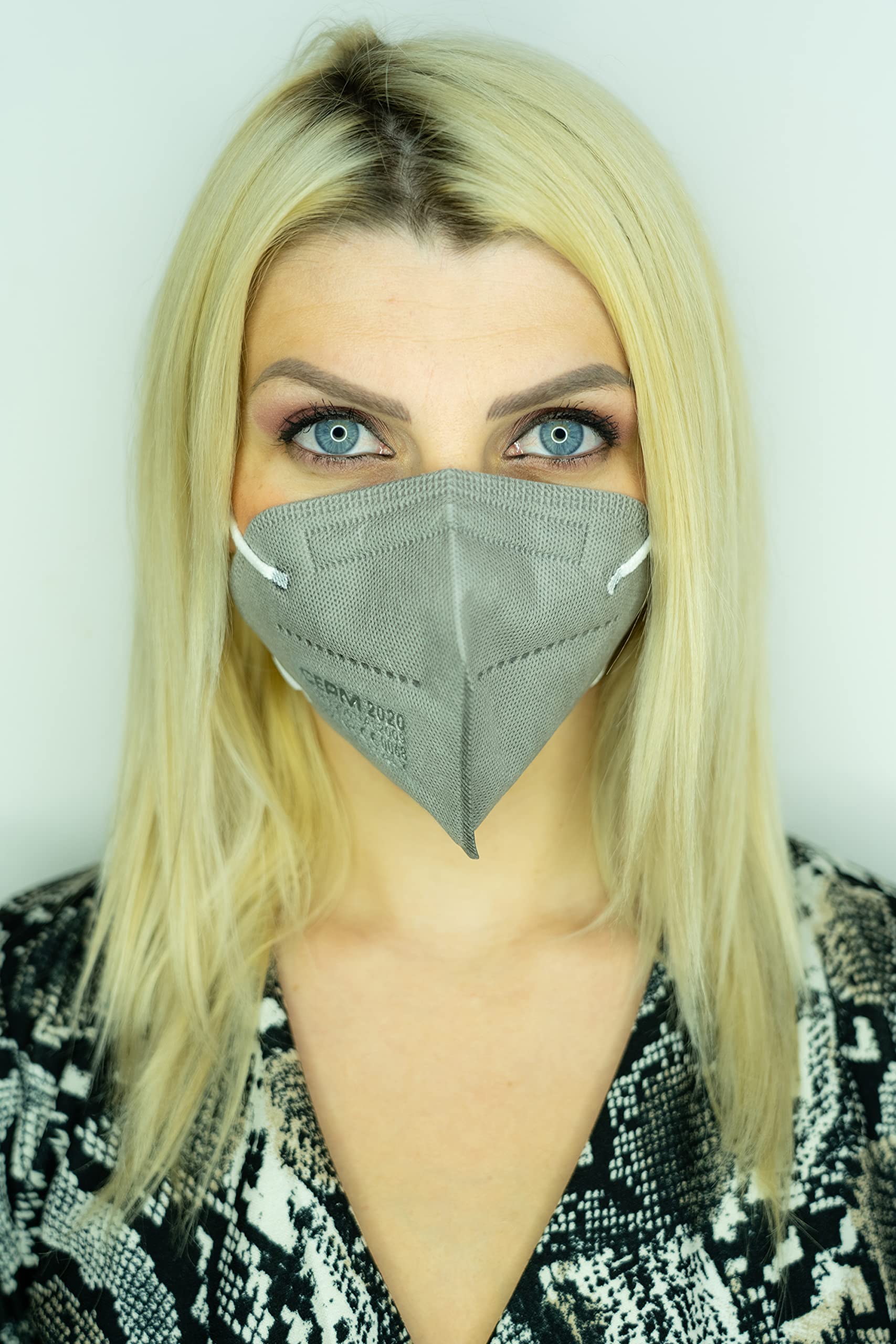 Gima CEPM Comfymask Masque Filtrant FFP2 NR, Fabriqué en Italie, 5 couches, Couleur Gris Clair, Barrette Nasale Conformable, avec élastiques, certifié EPI, 20 Masque dans des sachets de 2 pièces
