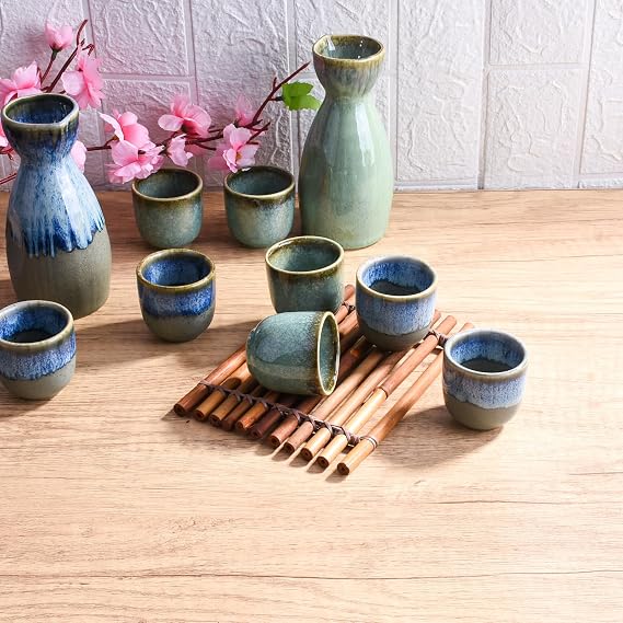 Japanese Sake Set 1 Ceramic Sake Pot and 4 Sake Cups, Pot 300 ML, Cups 50 ML(Green)