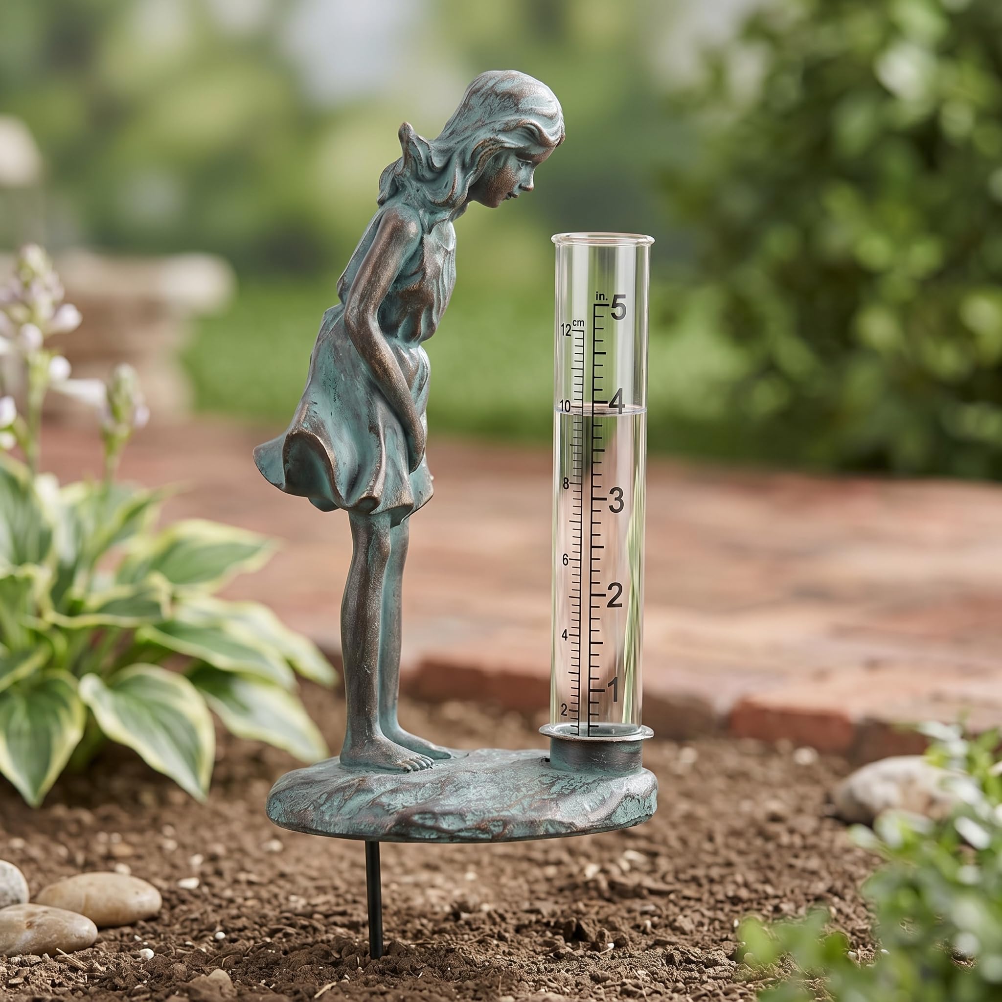Pluviomètre de jardin Topadorn pour optimiser l'arrosage du potager familial