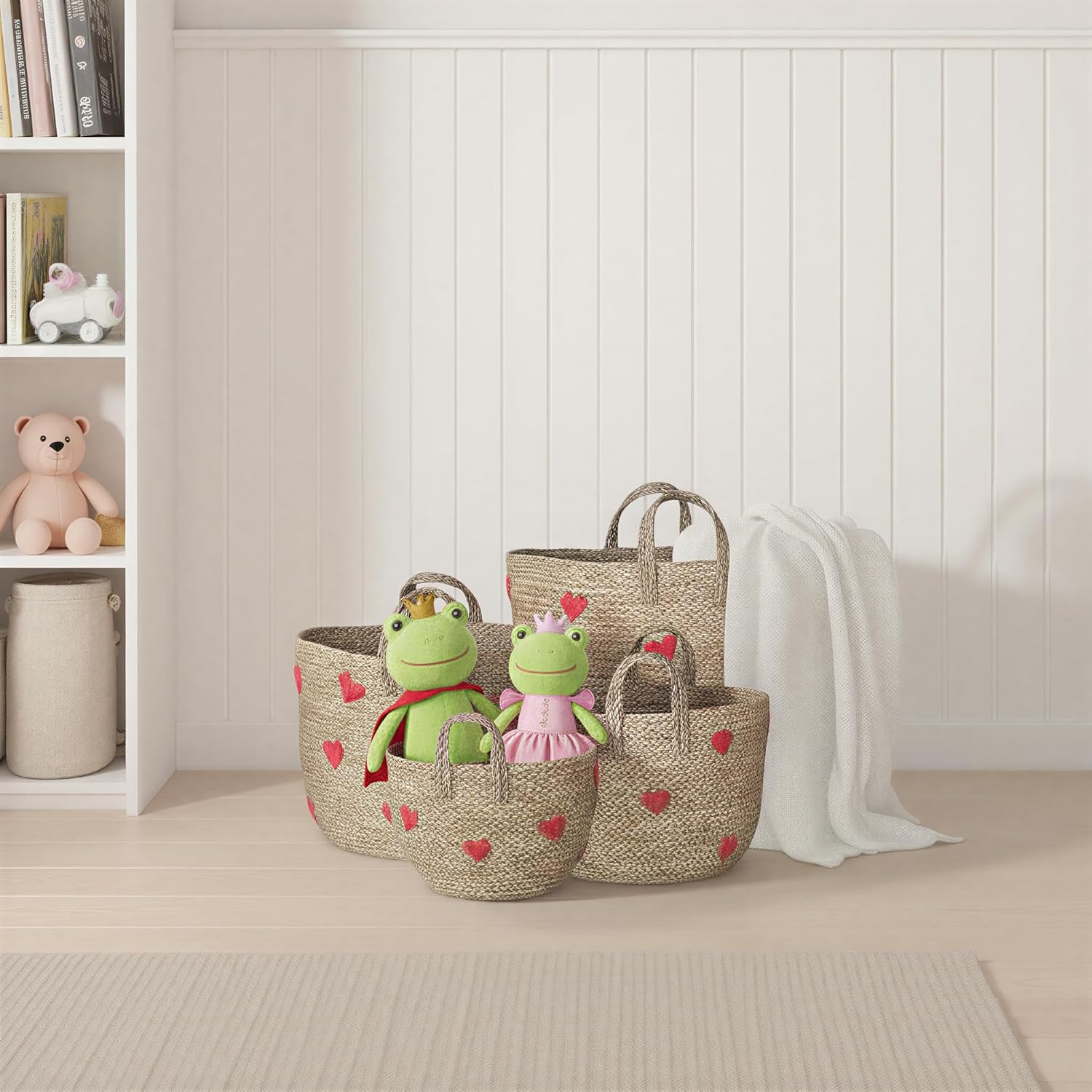 Creative Co-Op 4-Piece Hand-Woven Seagrass Baskets with Embroidered Hearts and Handles, Natural and Red Finish