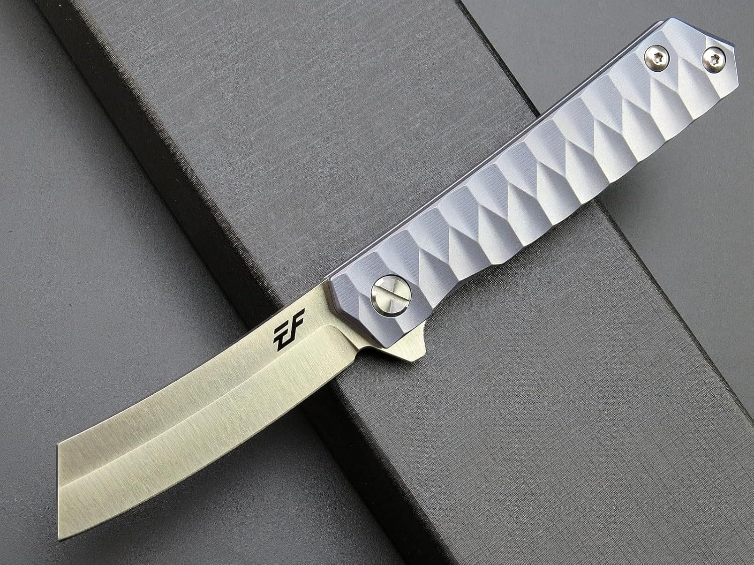 Eafengrow EF97 Pocket Knife Folding Knives D2 Steel Blade Titanium Handle Camping Outdoor Tools Knife EDC Hand Tool(blue)