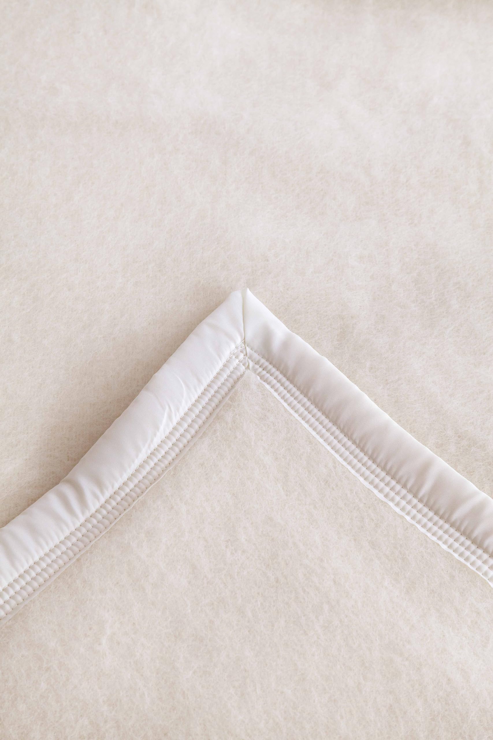 Poyet Motte Aubisque Manta Lana Natural Blanqueado, Lana, Naturel blanchi, 240 x 220 cm