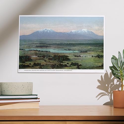Miniatura 2 de Lantern Press Cuchara, Colorado, vista de los picos españoles (impresión artística de 12 x 18 pulgadas, póster de viaje para decoración de pared)
