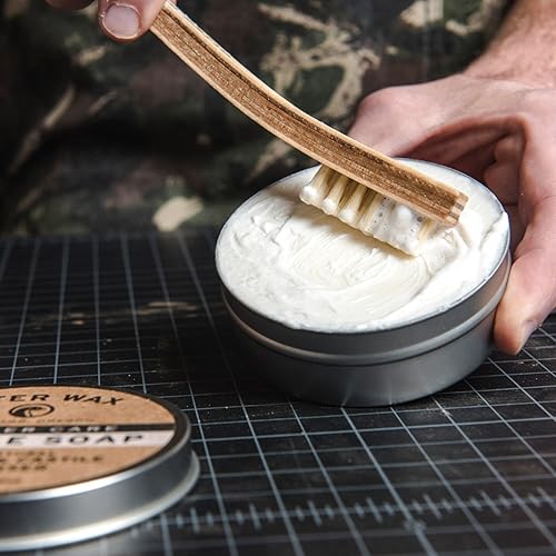 Miniatura 3 de Otter Wax Jabón de sillín  5oz  Limpiador universal de cuero totalmente natural  Fabricado en Estados Unidos