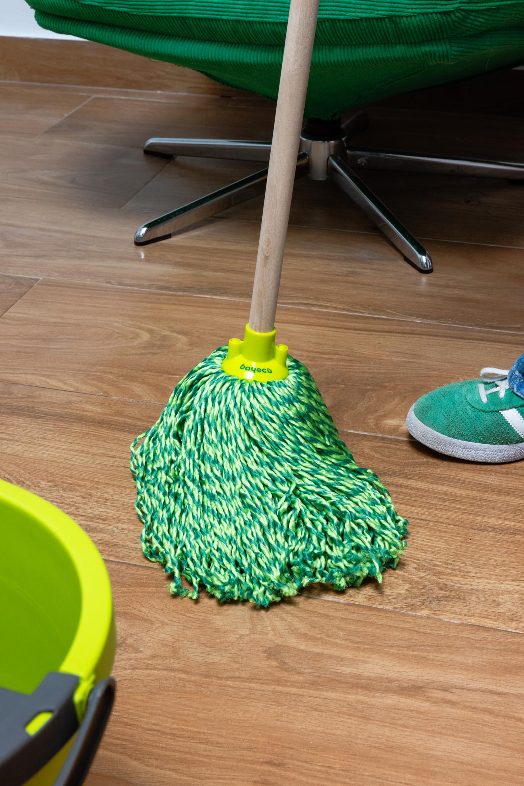 Bayeco Fregona Secafácil Hilos 100% Microfibra Absorción Limpieza Superior Ligera Mojada Resistencia Durabilidad Verde