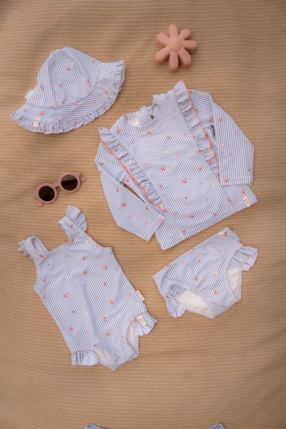 Little Dutch Bikinihose Badehose mit Rüschen für Baby Mädchen (Gr. 74/80) blau - Sunny Flowers