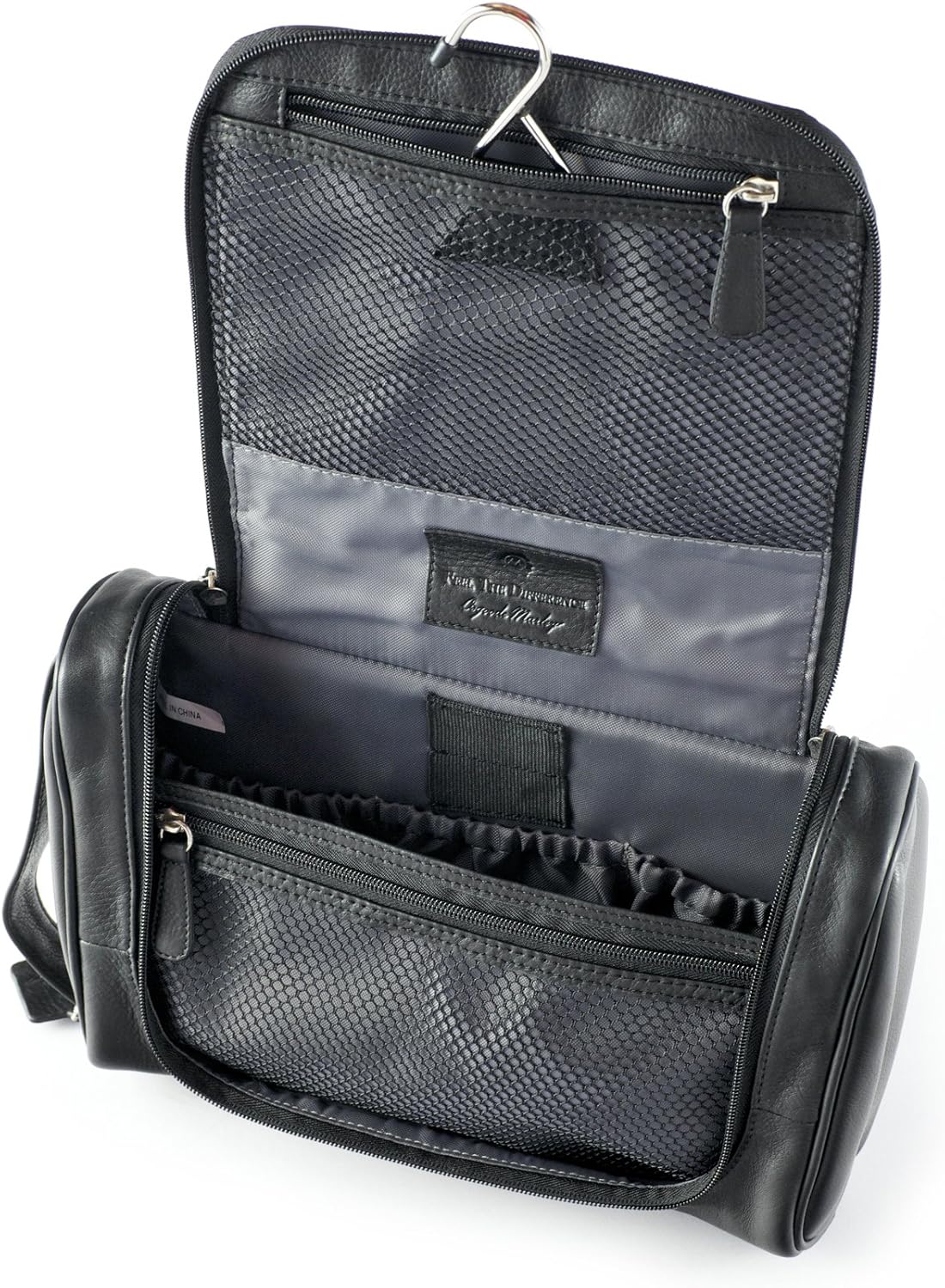 Osgoode Marley Hanging Travel Kit (Black)