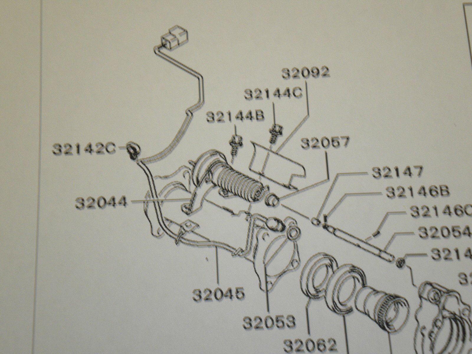 Amazon.com: Genuine Mitsubishi Freewheel Clutch Switch & Gasket