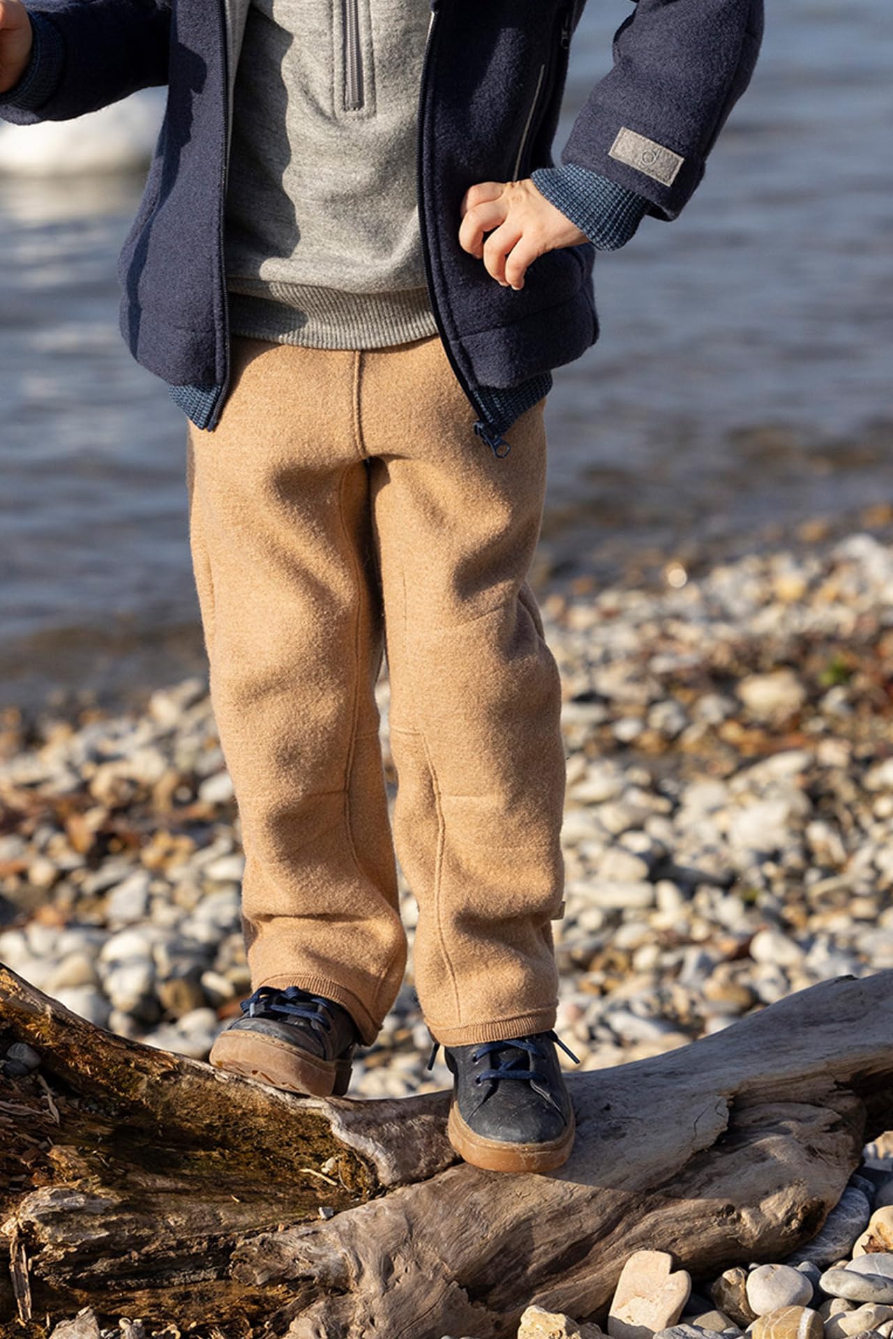 Disana Walk-Hose Kinder - 100% Bio-Merino, Wollwalk – atmungsaktiv & extra warm - Unisex Gr. 86 – 140 - nachhaltig & fair – super robust, mit elastischem Bund - Made in Germany