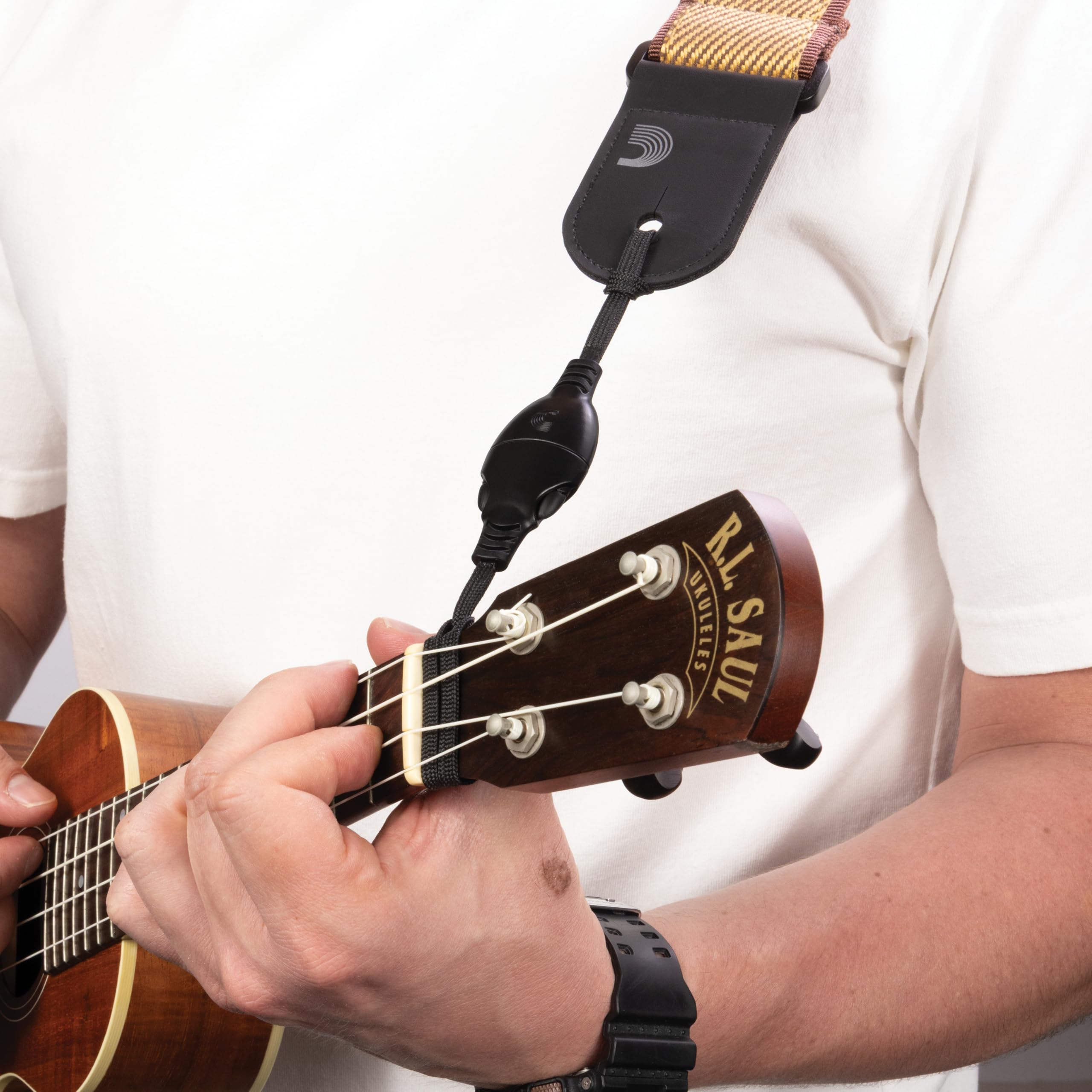 D'Addario Quick Release for Small Instruments - Acoustic Guitars, Black - Image 3